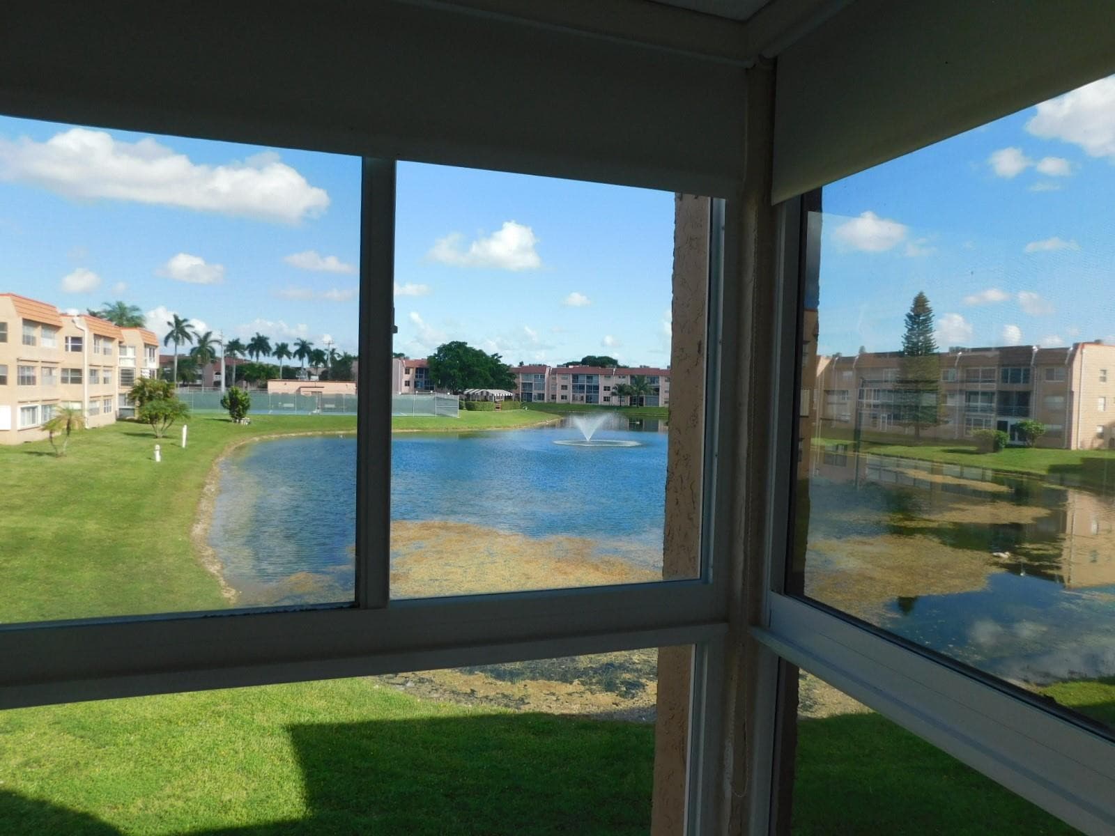 9580 Sunrise Lakes Boulevard 202, Sunrise, FL 33322 — photo 15 of 54