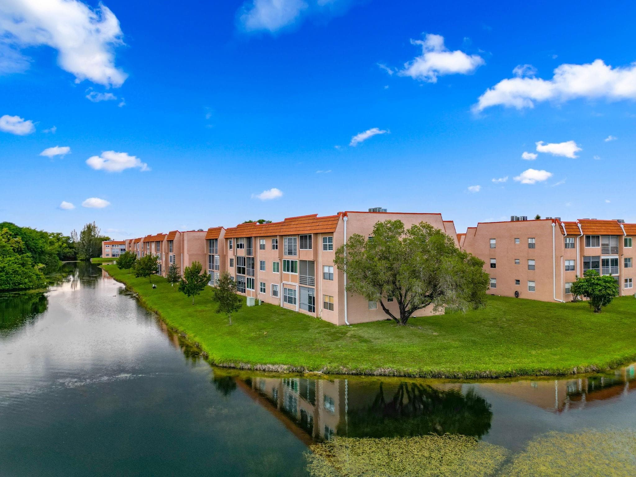 9660 Sunrise Lakes Boulevard 103, Sunrise, FL 33322 — photo 23 of 40