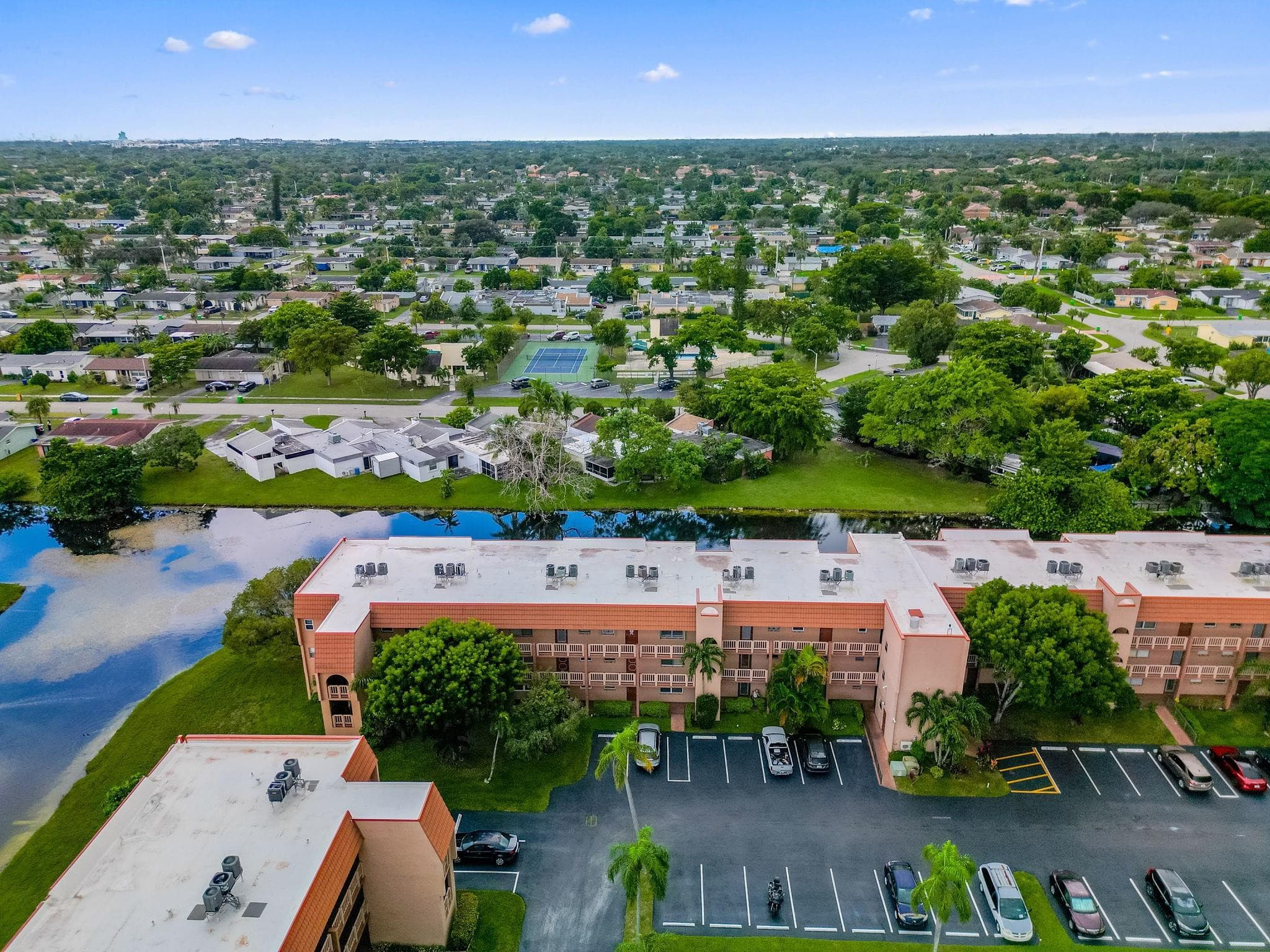 9660 Sunrise Lakes Boulevard 103, Sunrise, FL 33322 — photo 32 of 40