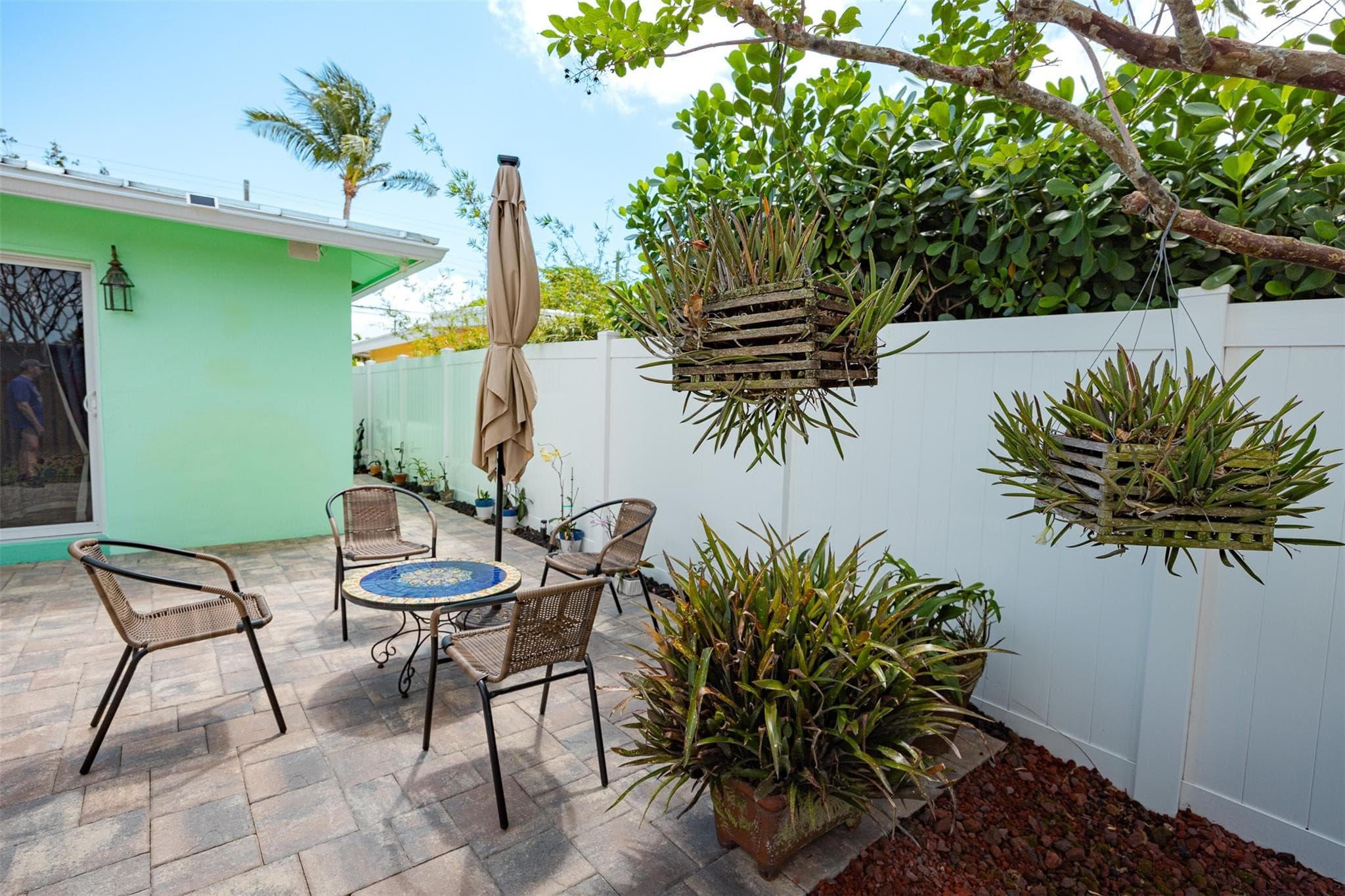 1924 NE 18th Street, Fort Lauderdale, FL 33305 — photo 33 of 45