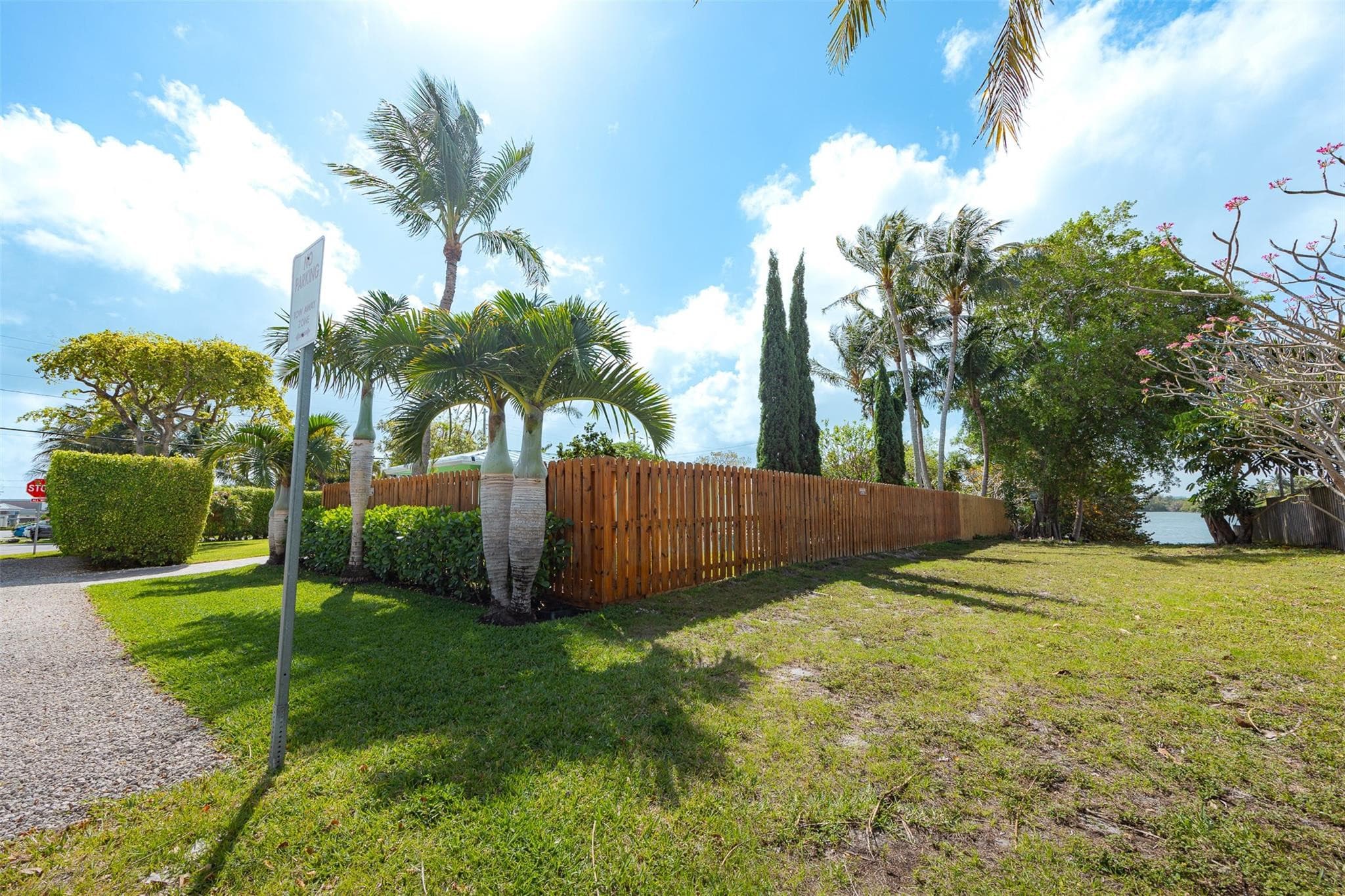 1924 NE 18th Street, Fort Lauderdale, FL 33305 — photo 39 of 45