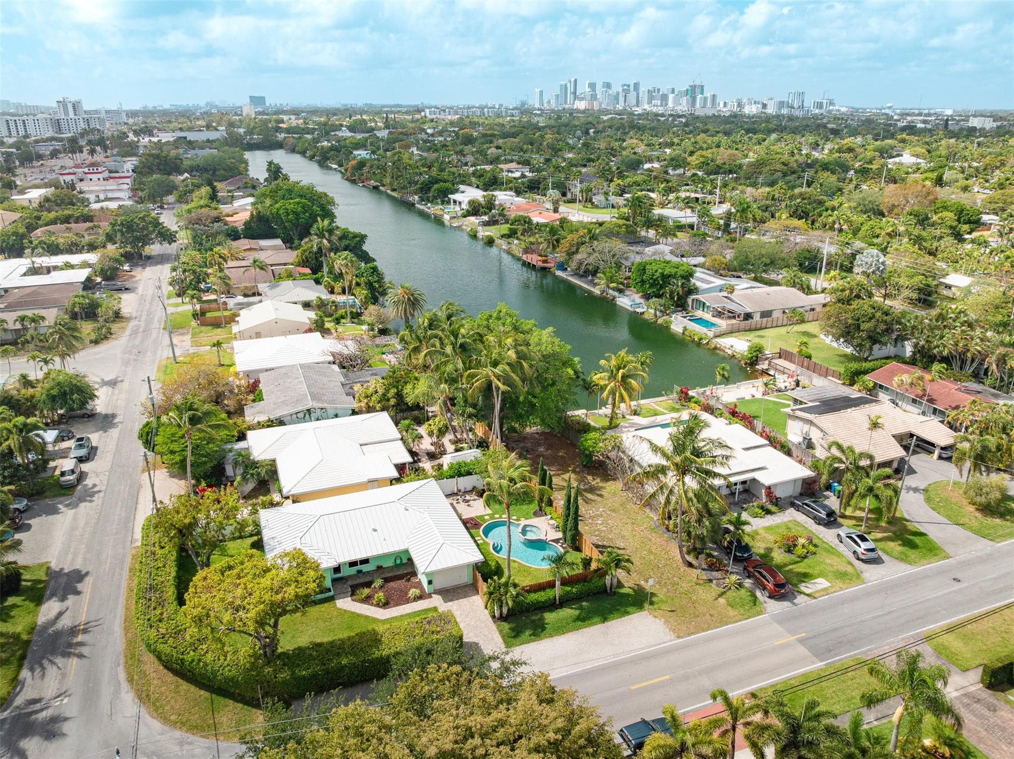 1924 NE 18th Street, Fort Lauderdale, FL 33305 — photo 42 of 45