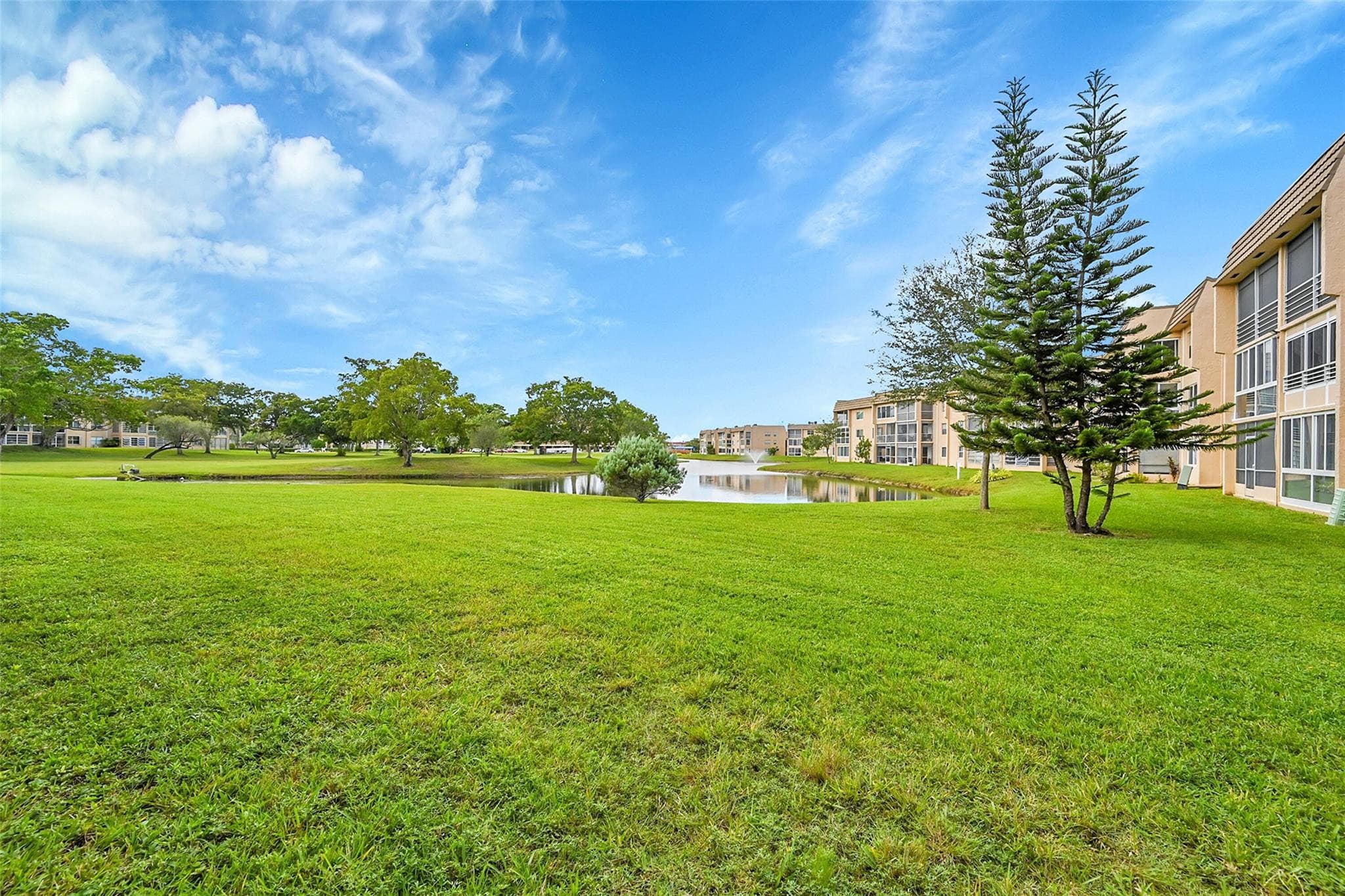 9261 Sunrise Lakes Boulevard 112, Sunrise, FL 33322 — photo 17 of 28