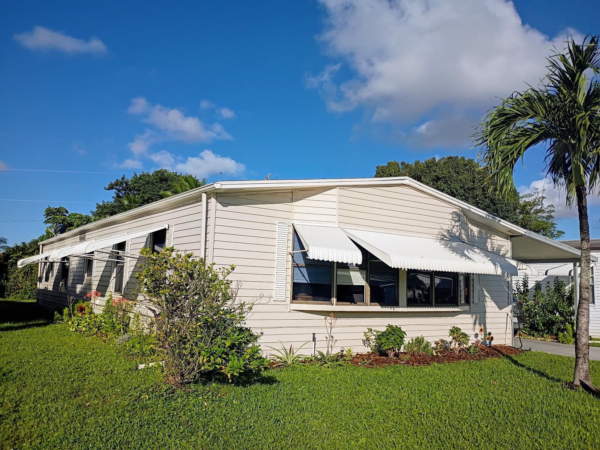 3353 Lake Overlook Place, Lantana, FL 33462 — photo 1 of 40