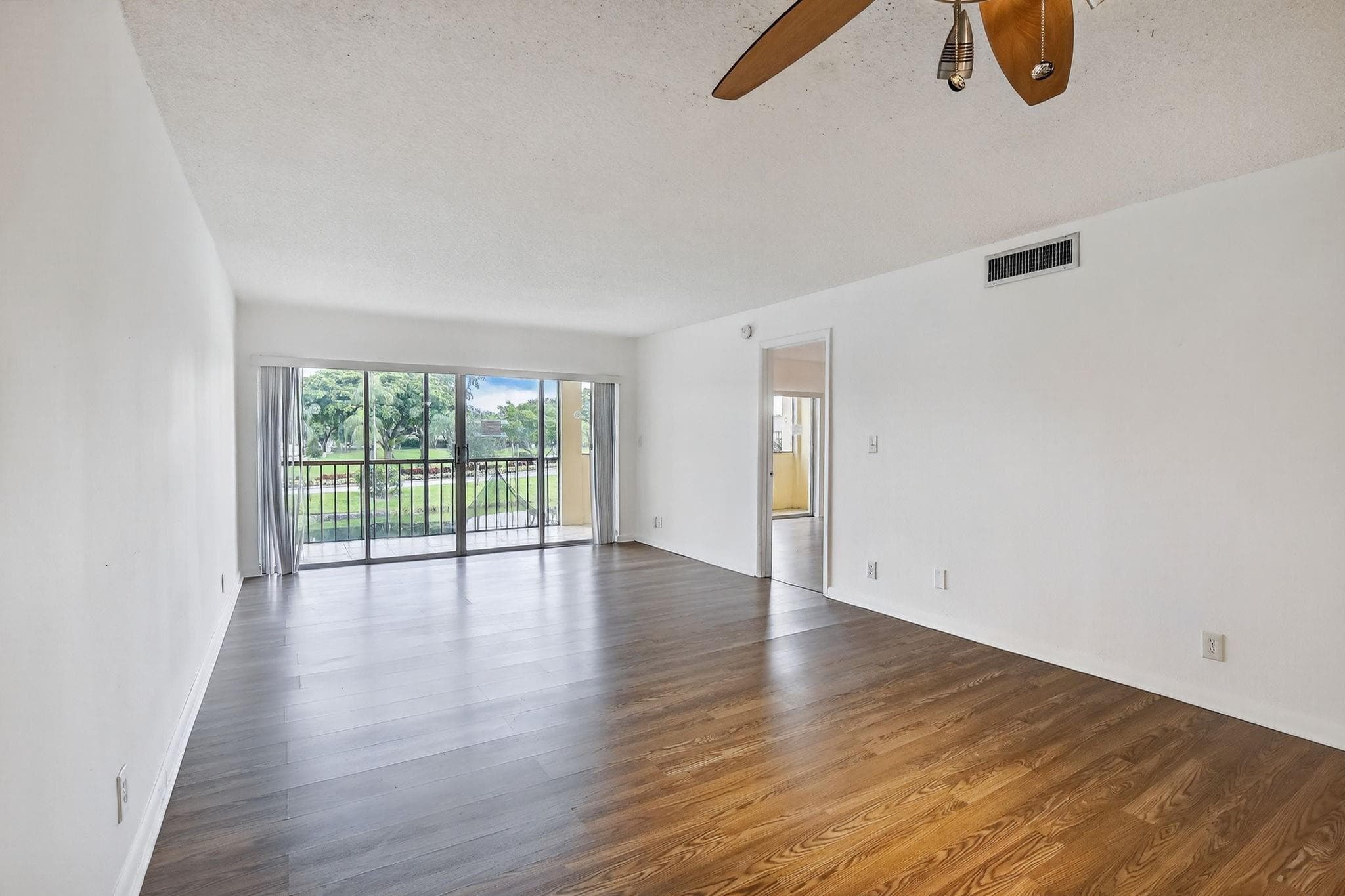 3905 N Nob Hill Road 201, Sunrise, FL 33351 — photo 10 of 32