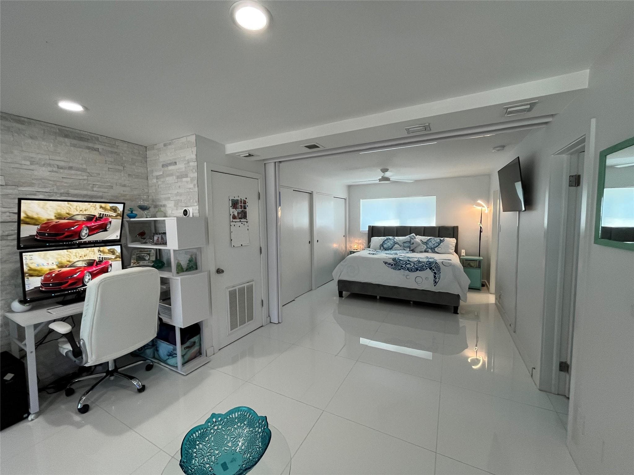 310 S Broadwalk 3b, Hollywood, FL 33019 — photo 13 of 38