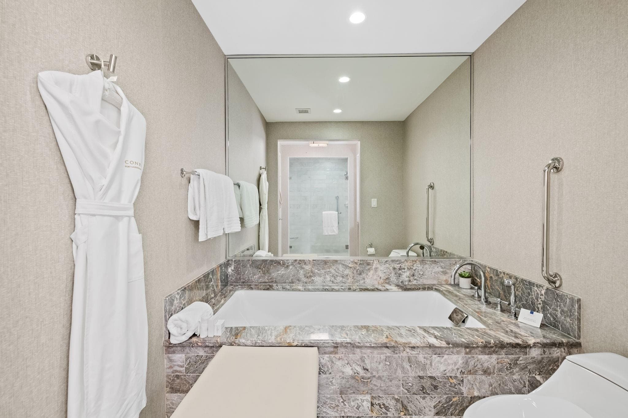 551 N Fort Lauderdale Beach Boulevard H1115, Fort Lauderdale, FL 33304 — photo 10 of 20