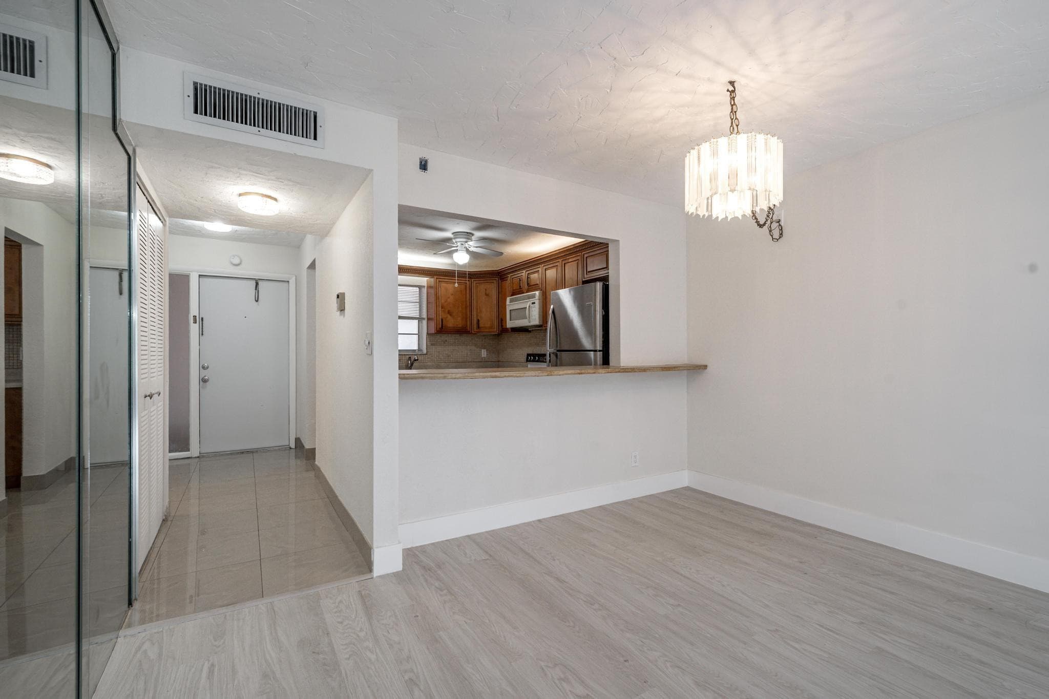 2551 Aragon Boulevard 406, Sunrise, FL 33322 — photo 3 of 20