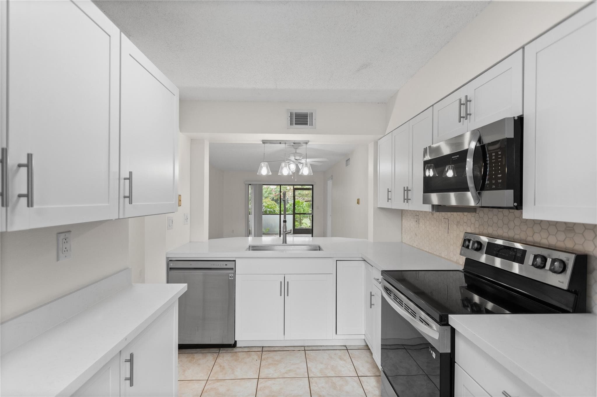 3130 Millwood Terrace 115, Boca Raton, FL 33431 — photo 5 of 35