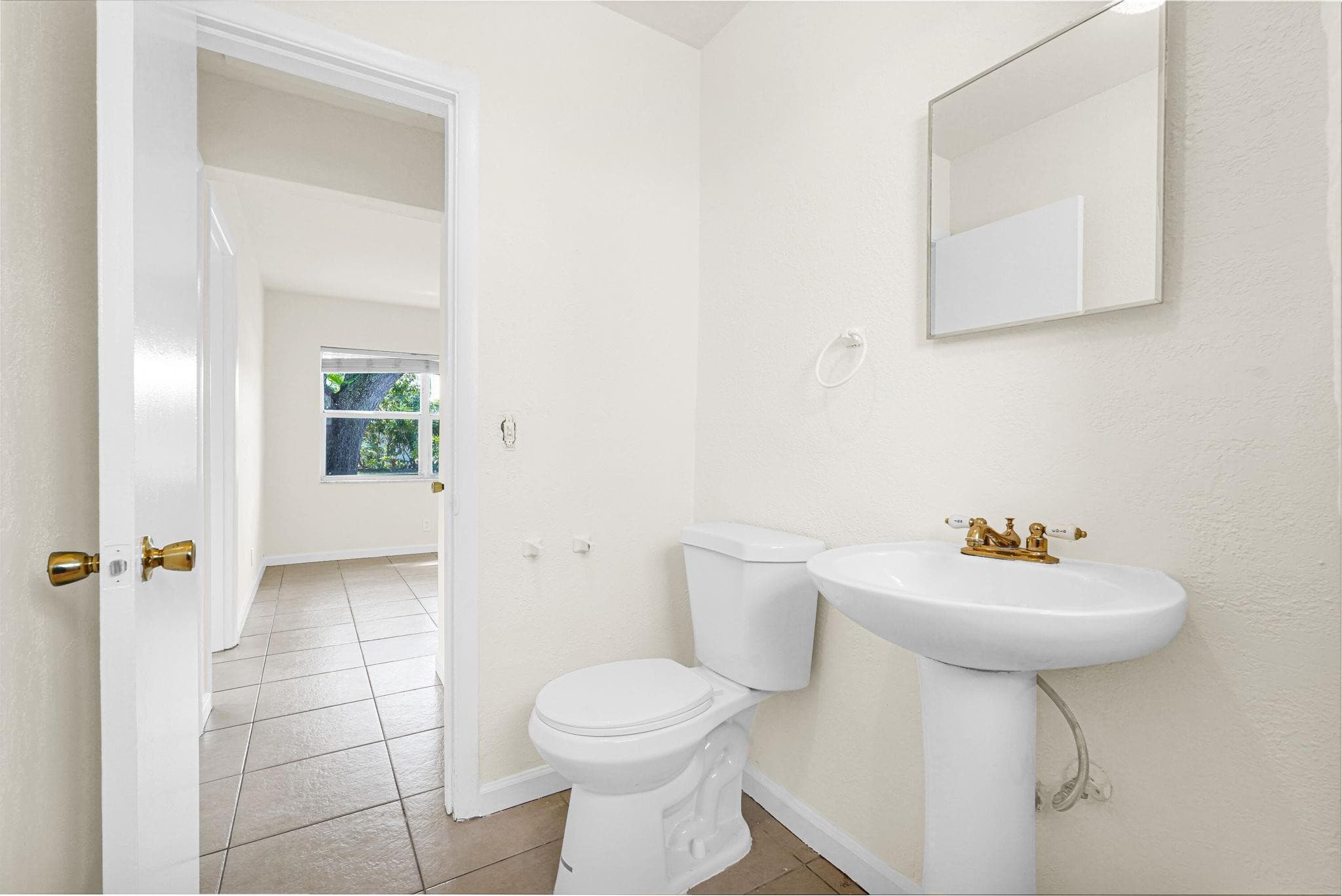 261 NE 45th Street, Oakland Park, FL 33334 — photo 41 of 55