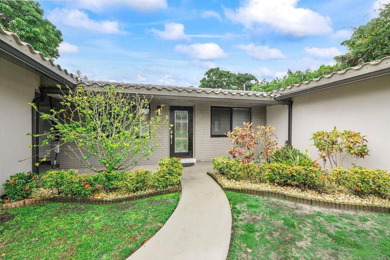 600 NW 22nd Court, Wilton Manors, FL 33311 — photo 1 of 24