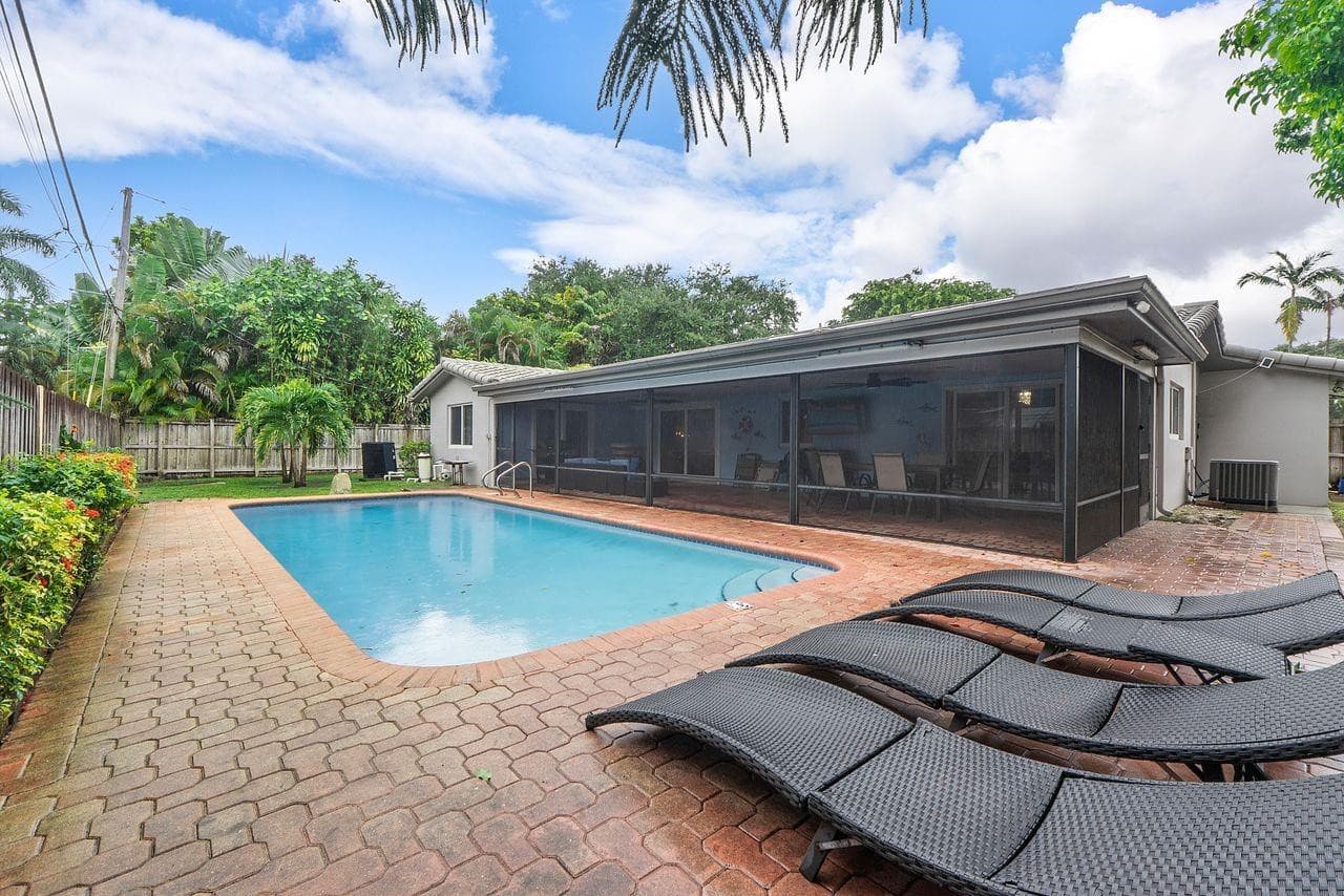 600 NW 22nd Court, Wilton Manors, FL 33311 — photo 18 of 24