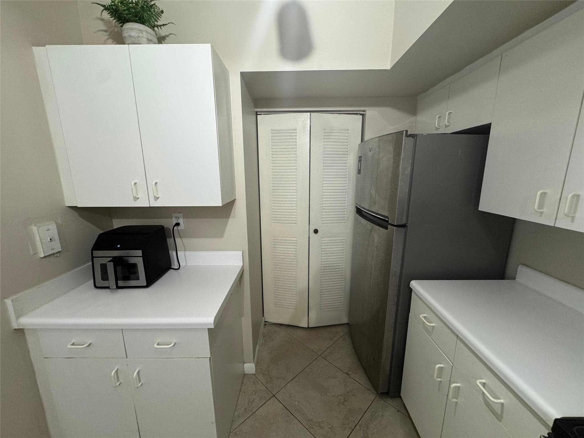 2600 S University Drive 309, Davie, FL 33328 — photo 7 of 23