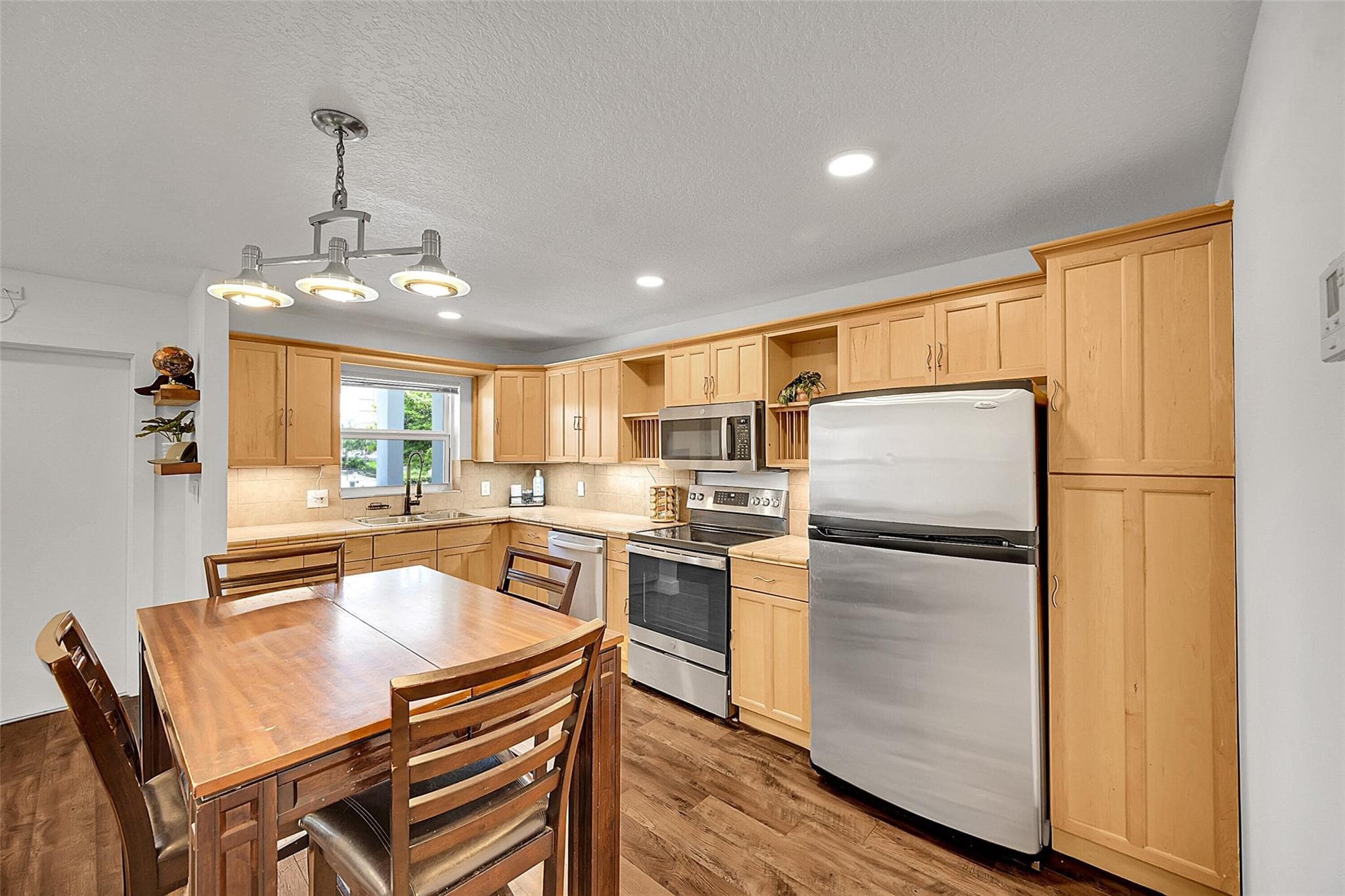 2850 NE 14th St Causeway B-203, Pompano Beach, FL 33062 — photo 9 of 40