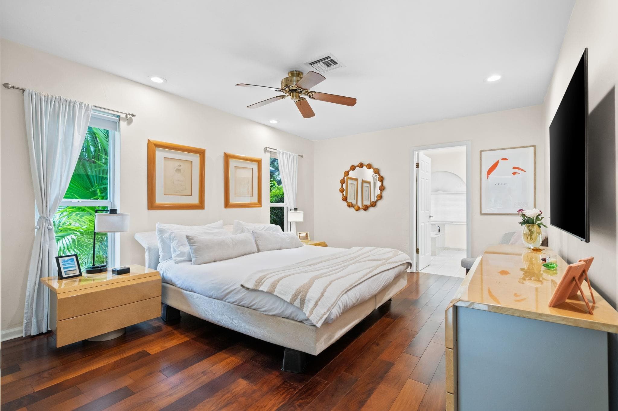 326 Seven Isles Drive, Fort Lauderdale, FL 33301 — photo 14 of 32