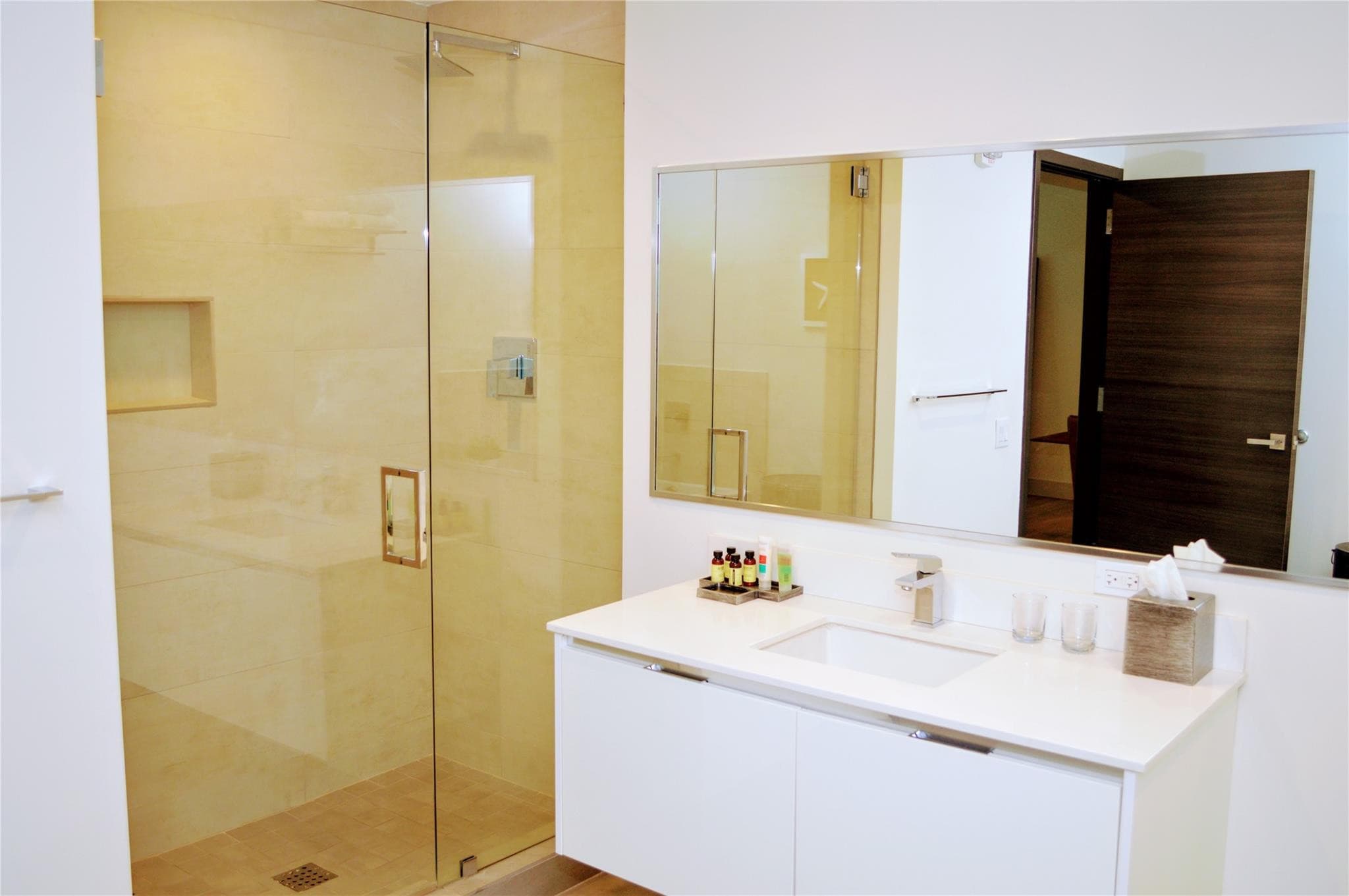 777 N Ocean Drive N522, Hollywood, FL 33019 — photo 13 of 41