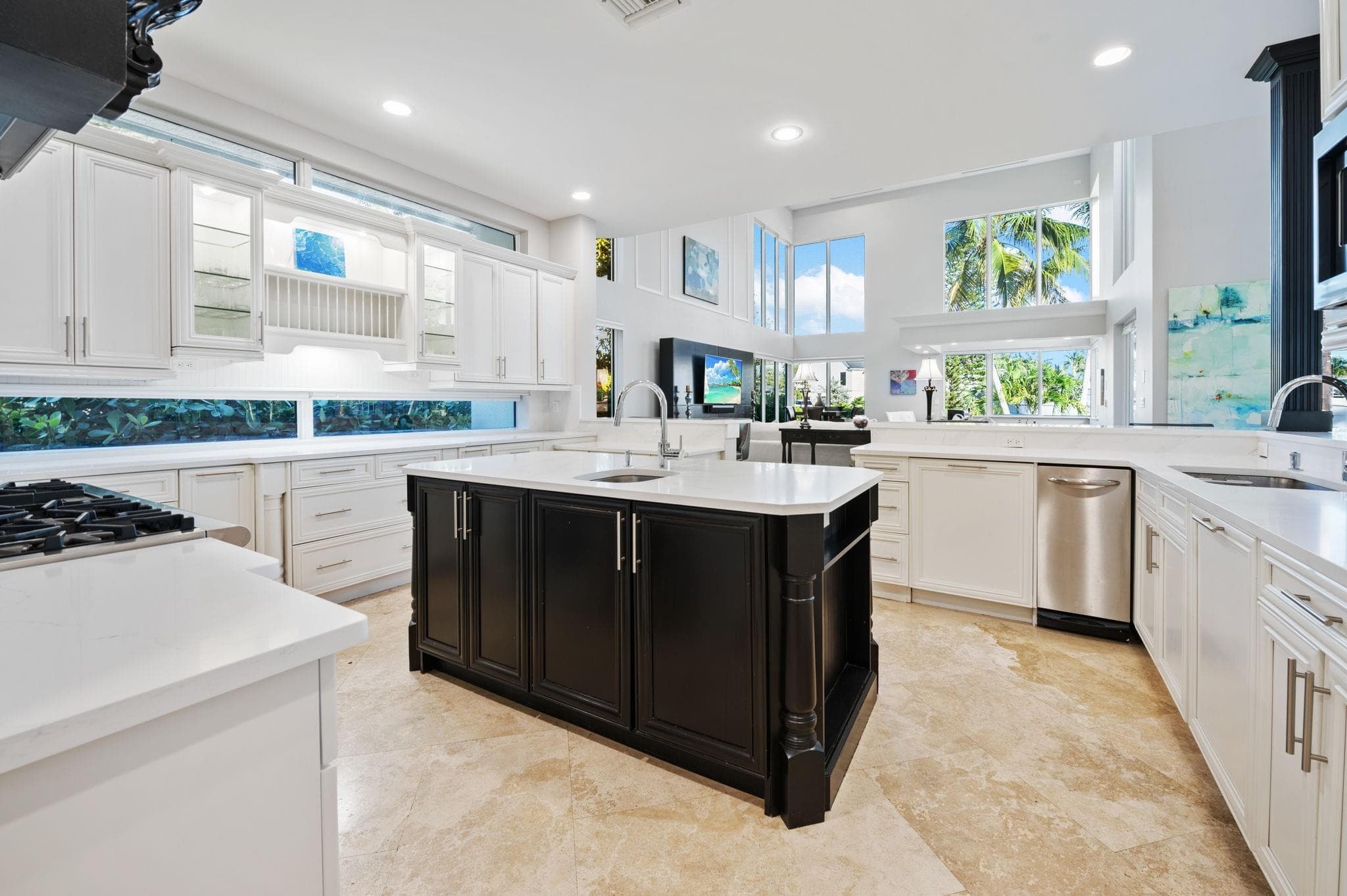 70 N Compass Drive, Fort Lauderdale, FL 33308 — photo 21 of 57