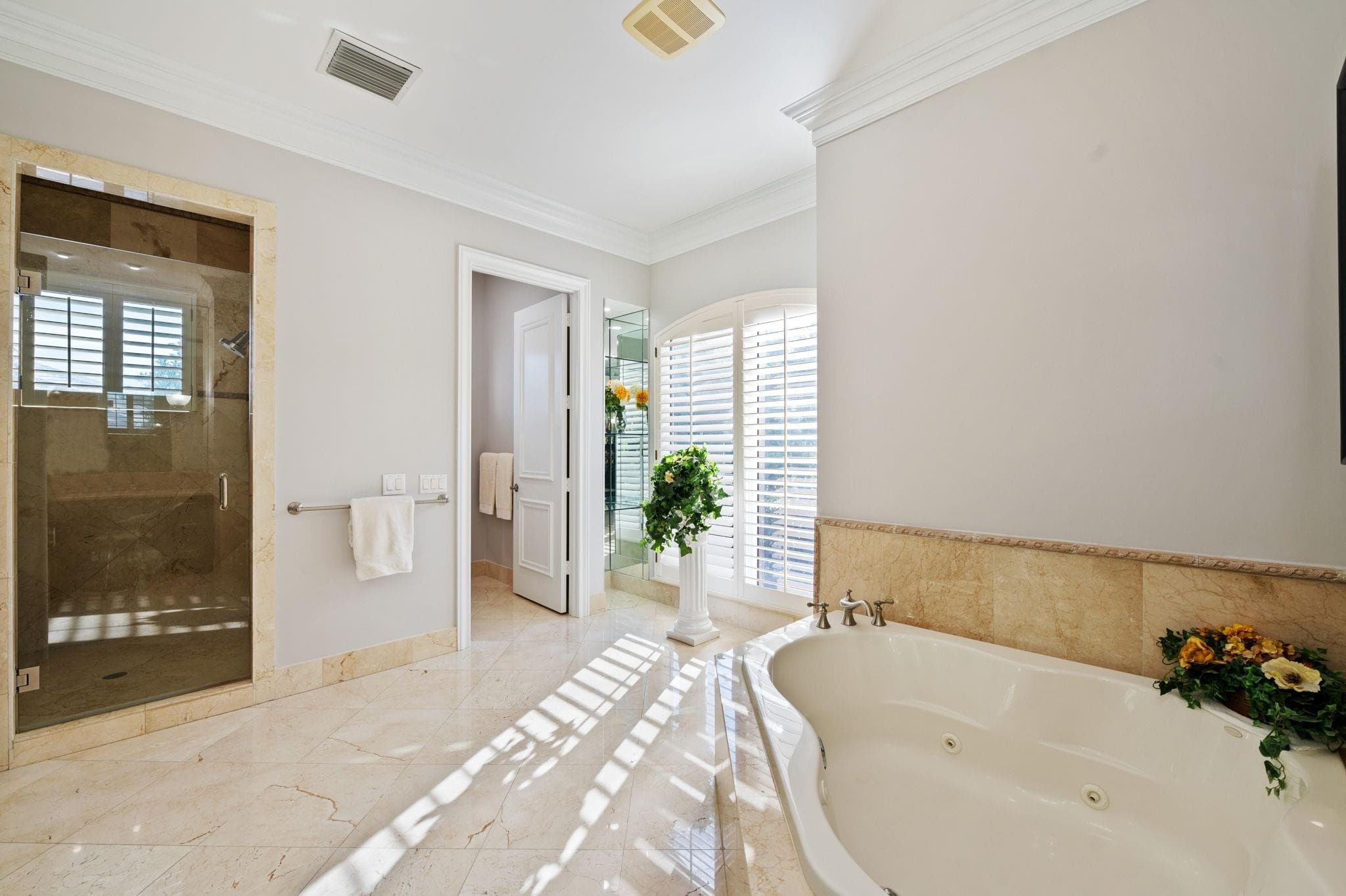 70 N Compass Drive, Fort Lauderdale, FL 33308 — photo 29 of 57