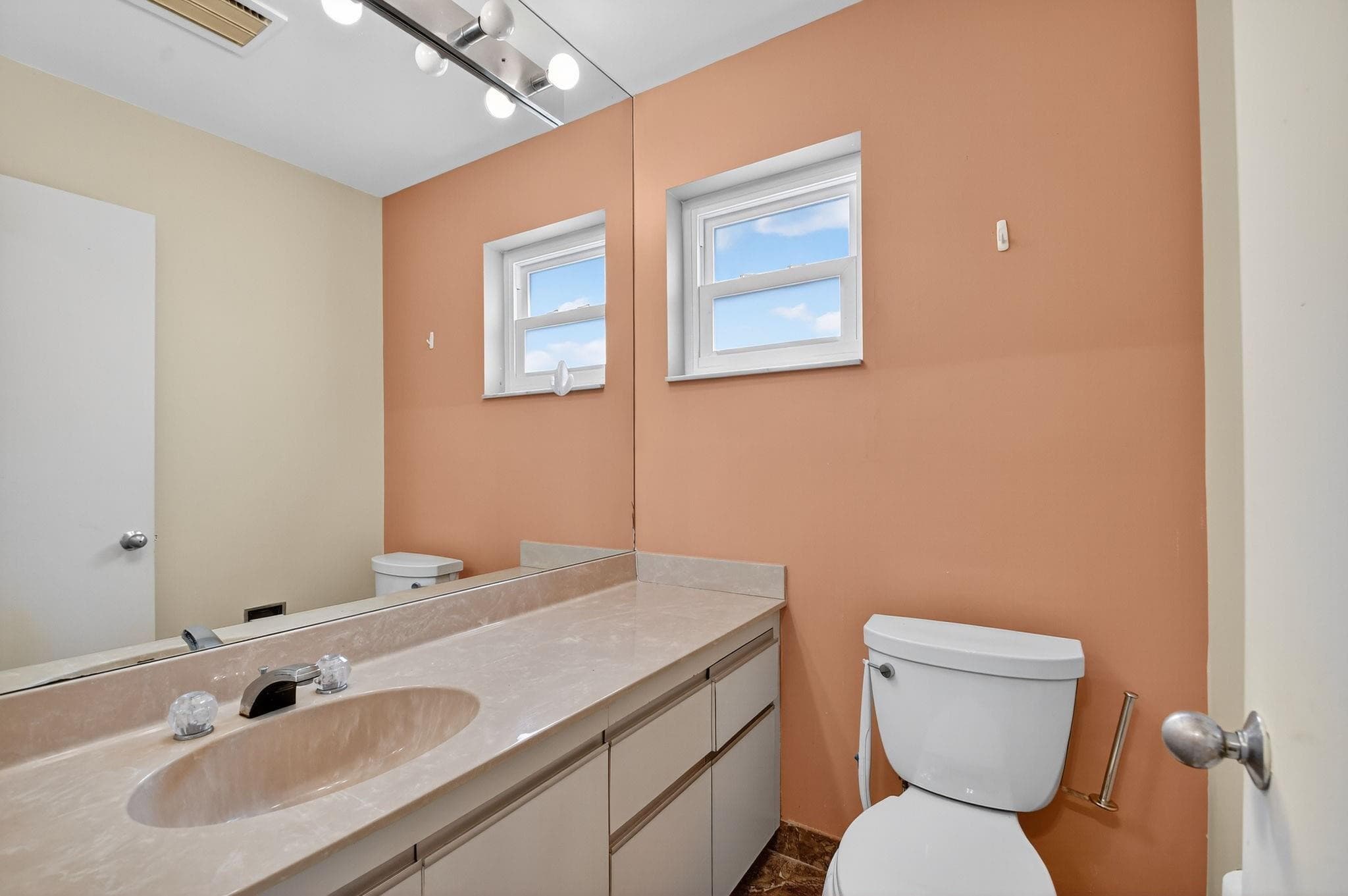 6869 Fountains Circle 6869, Lake Worth, FL 33467 — photo 34 of 103