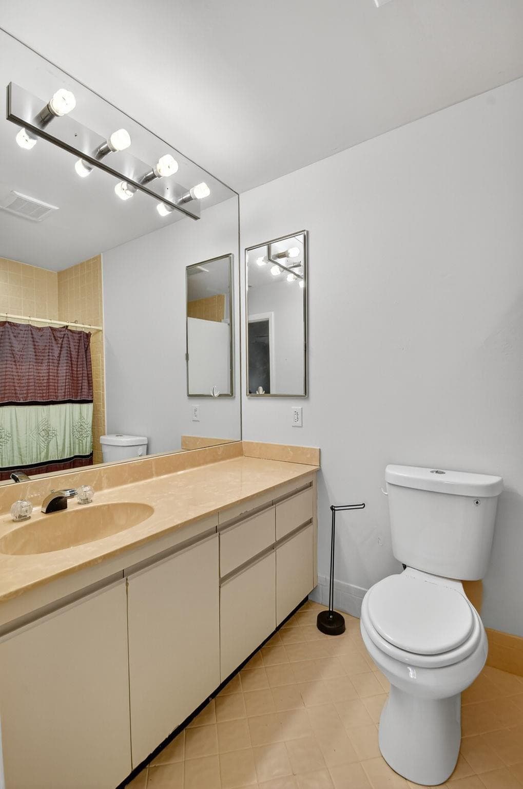 6869 Fountains Circle 6869, Lake Worth, FL 33467 — photo 40 of 103