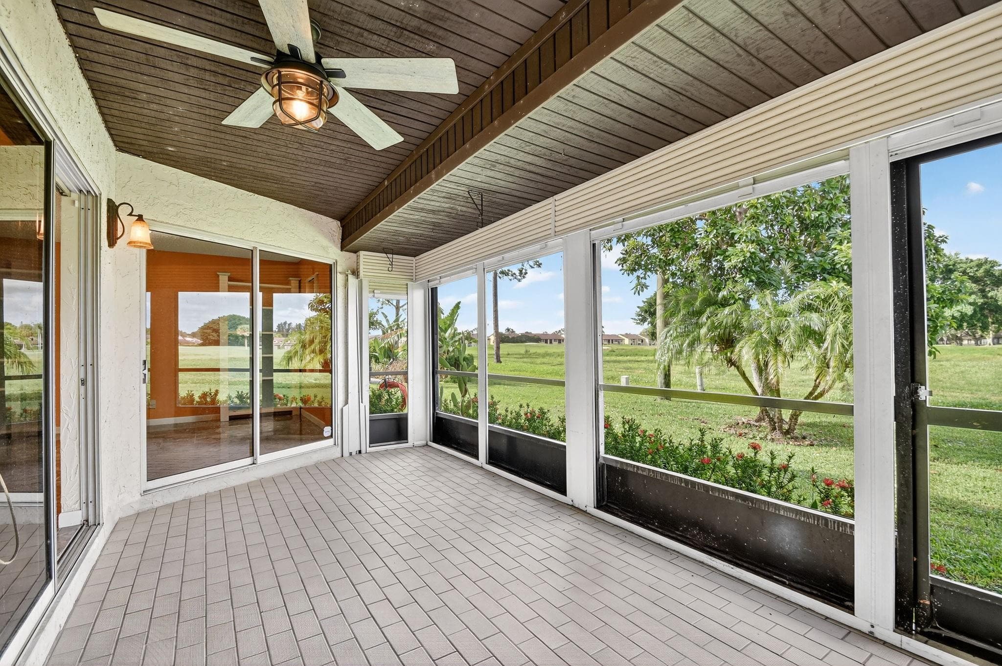 6869 Fountains Circle 6869, Lake Worth, FL 33467 — photo 44 of 103