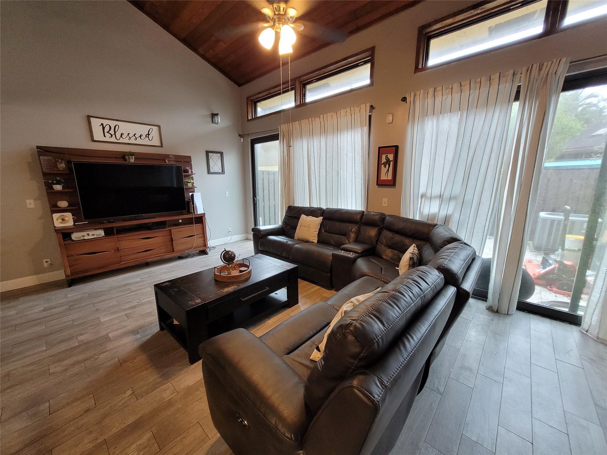 1146 N University Drive, Plantation, FL 33322 — photo 21 of 61