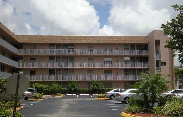 10369 NW 24th Place 402, Sunrise, FL 33322 — photo 20 of 43