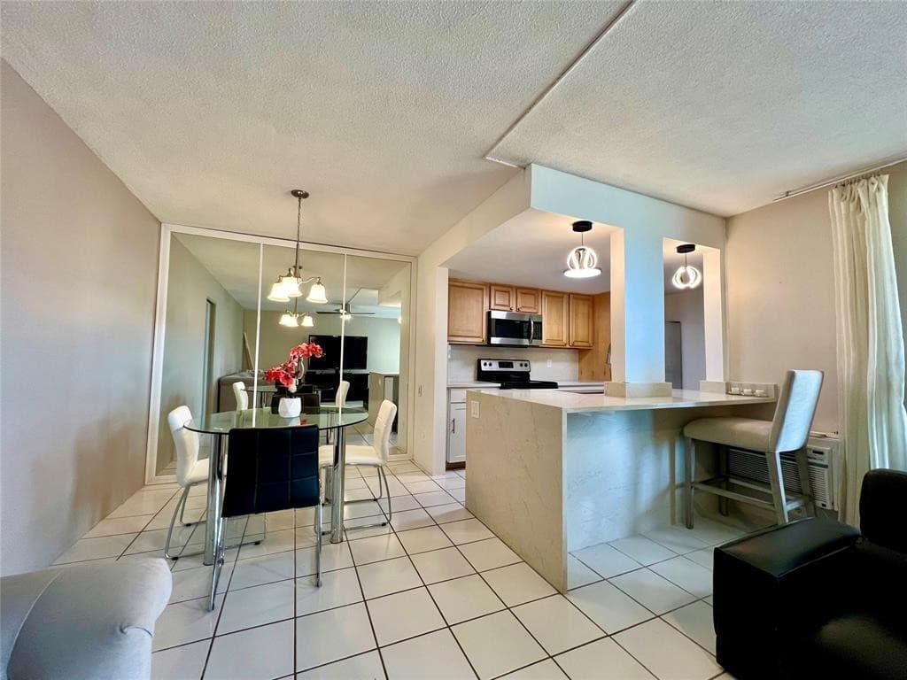 2840 NE 33rd Court 2, Fort Lauderdale, FL 33306 — photo 9 of 38