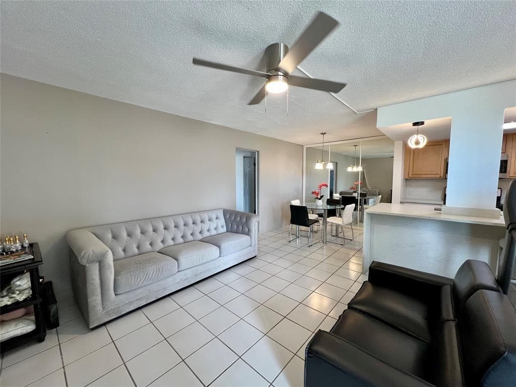 2840 NE 33rd Court 2, Fort Lauderdale, FL 33306 — photo 15 of 38