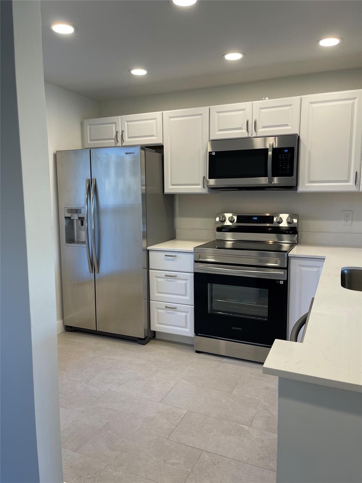5890 NW 64th Avenue 103, Fort Lauderdale, FL 33319 — photo 6 of 27