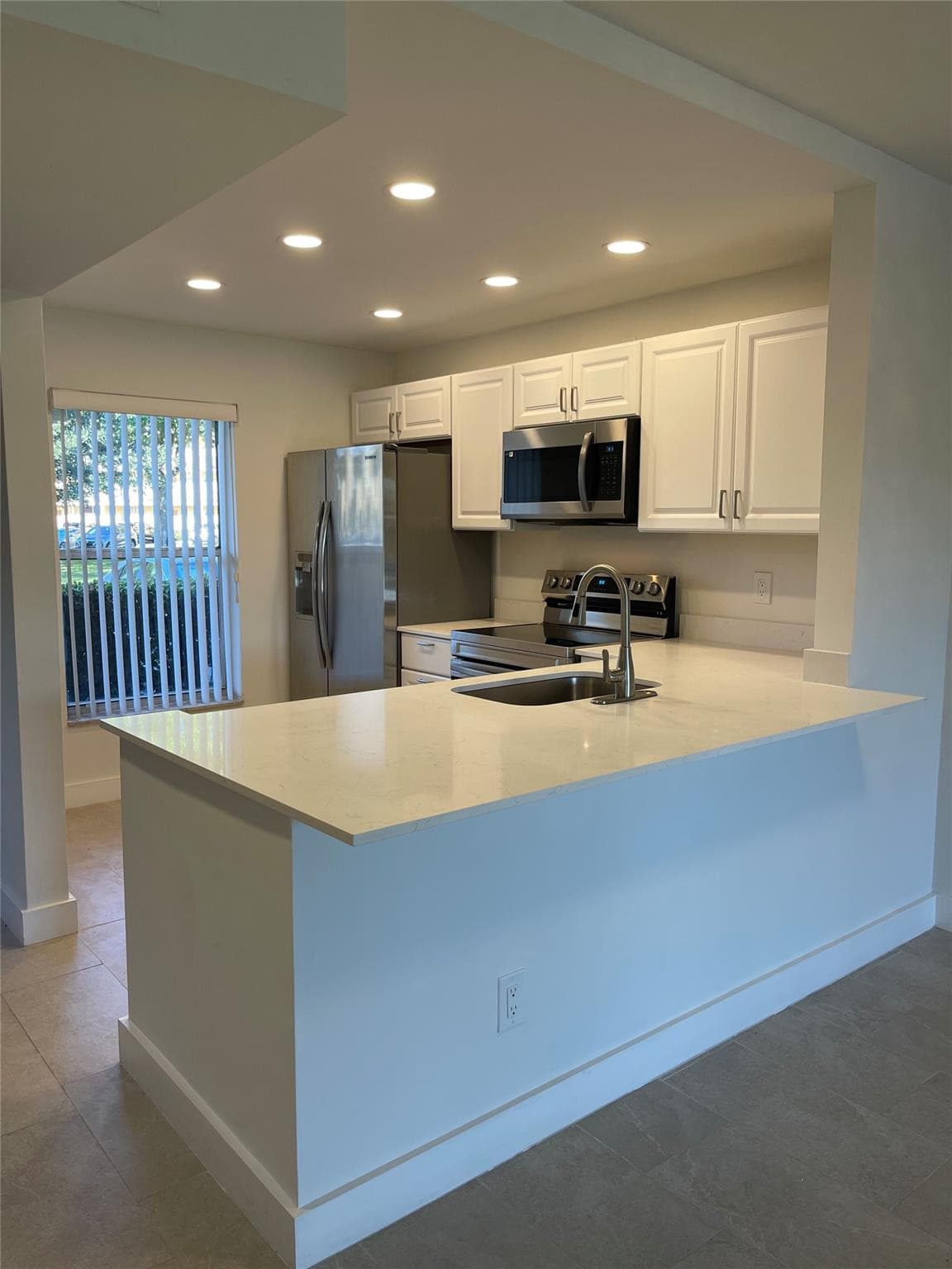 5890 NW 64th Avenue 103, Fort Lauderdale, FL 33319 — photo 7 of 27
