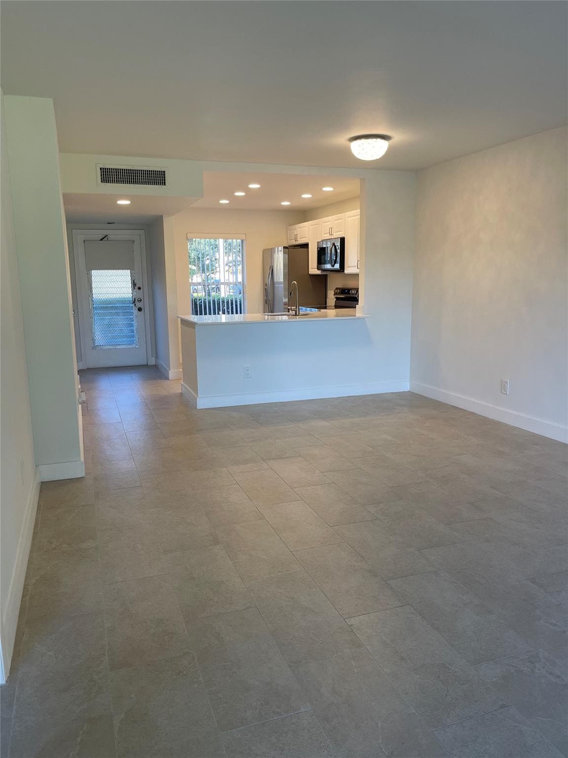 5890 NW 64th Avenue 103, Fort Lauderdale, FL 33319 — photo 11 of 27