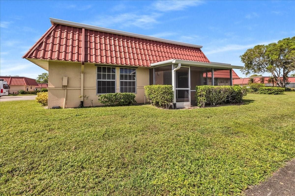123 Amherst Lane 123, Lake Worth, FL 33467 — photo 35 of 38