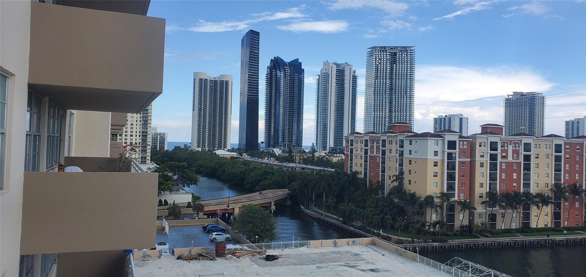 250 174th Street 819, Sunny Isles Beach, FL 33160 — photo 1 of 14