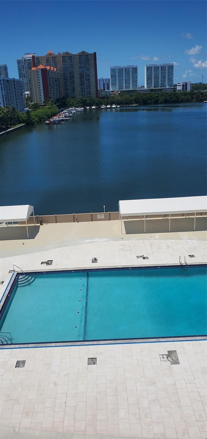 250 174th Street 819, Sunny Isles Beach, FL 33160 — photo 6 of 14