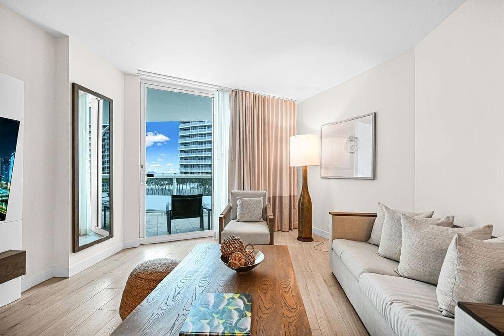 505 N Ft Lauderdale Beach Boulevard N 805, Fort Lauderdale, FL 33304 — photo 2 of 17