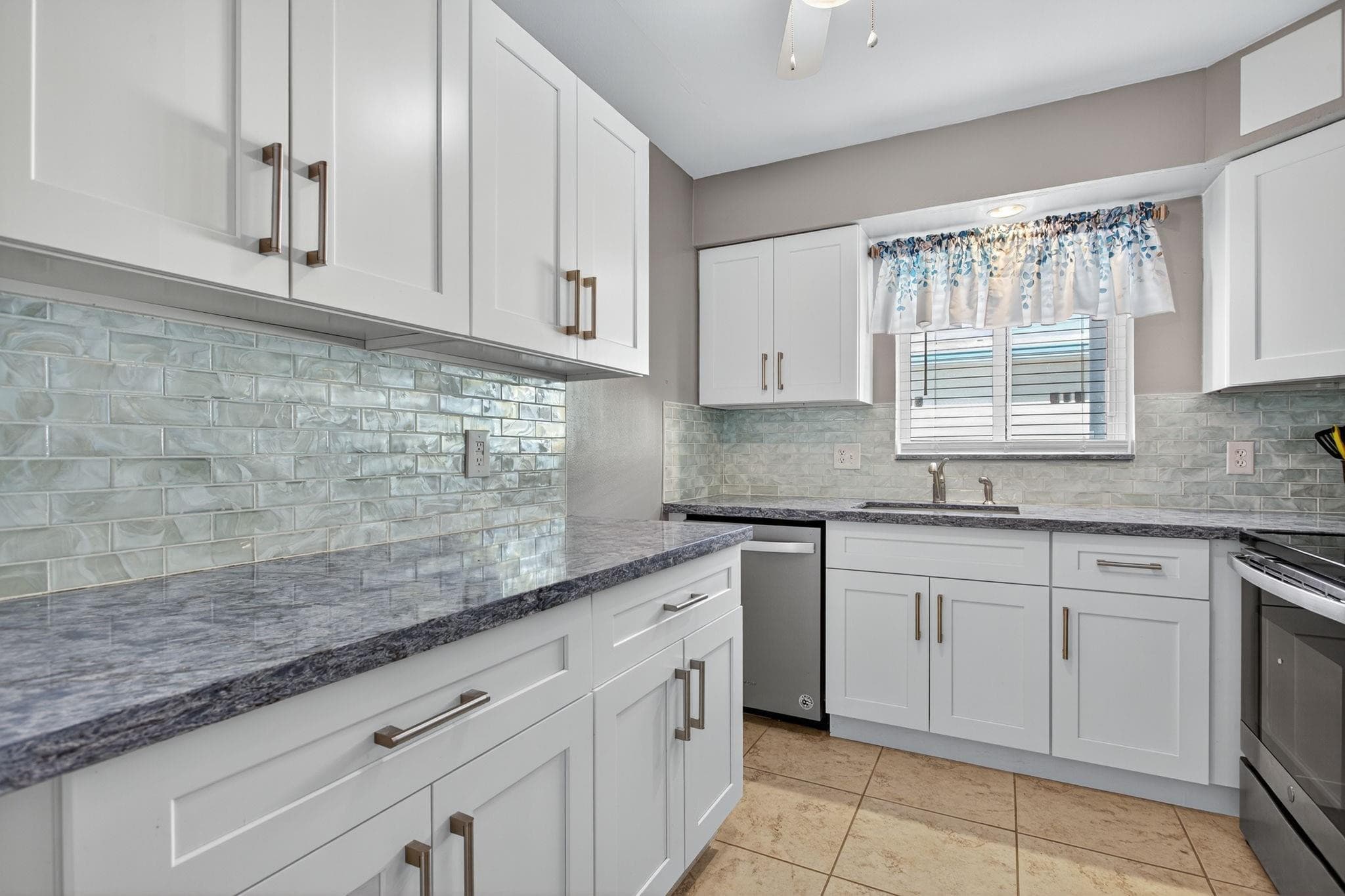 3201 SE 12th Street C2, Pompano Beach, FL 33062 — photo 10 of 57