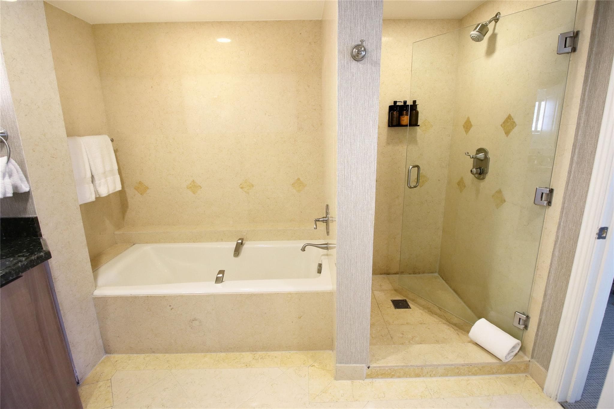 601 N Ft Lauderdale Bch Boulevard 915, Fort Lauderdale, FL 33304 — photo 12 of 22
