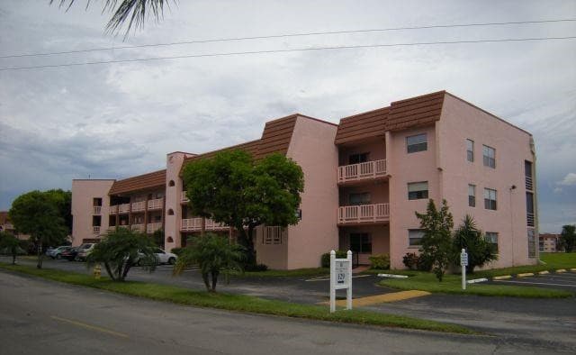 9481 Sunrise Lakes Boulevard 310, Sunrise, FL 33322 — photo 14 of 35