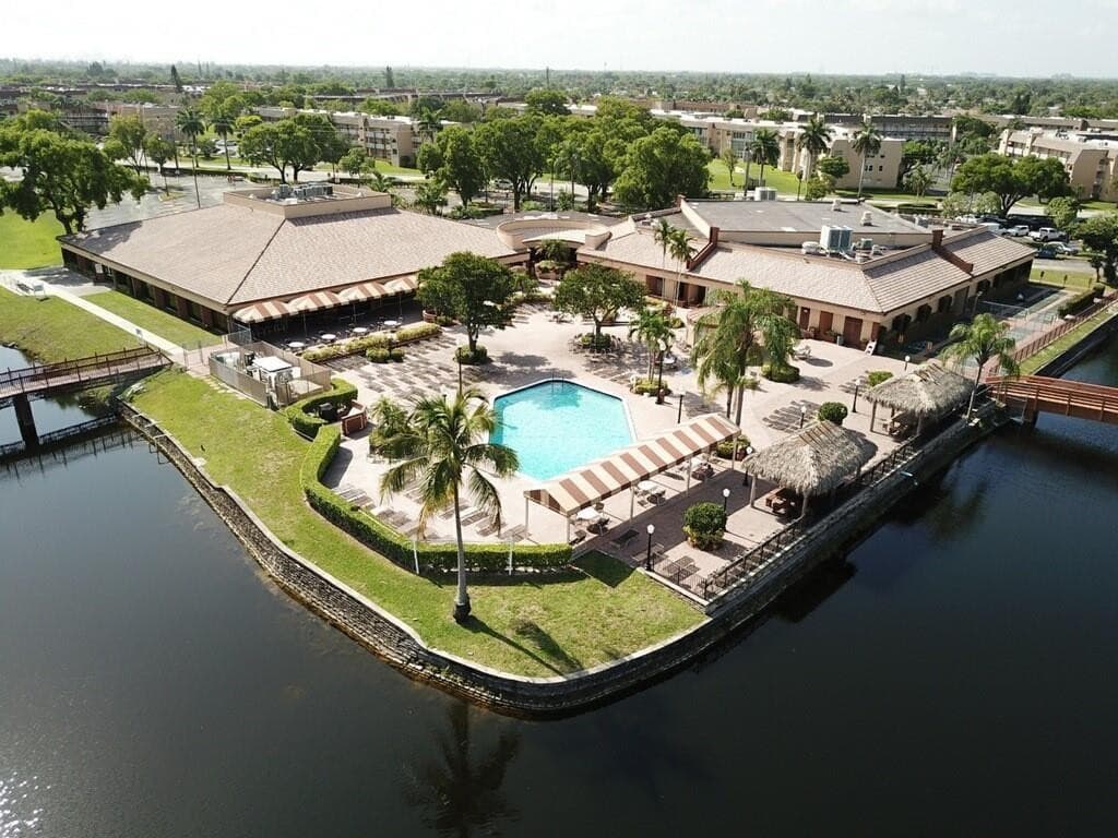 9481 Sunrise Lakes Boulevard 310, Sunrise, FL 33322 — photo 30 of 35