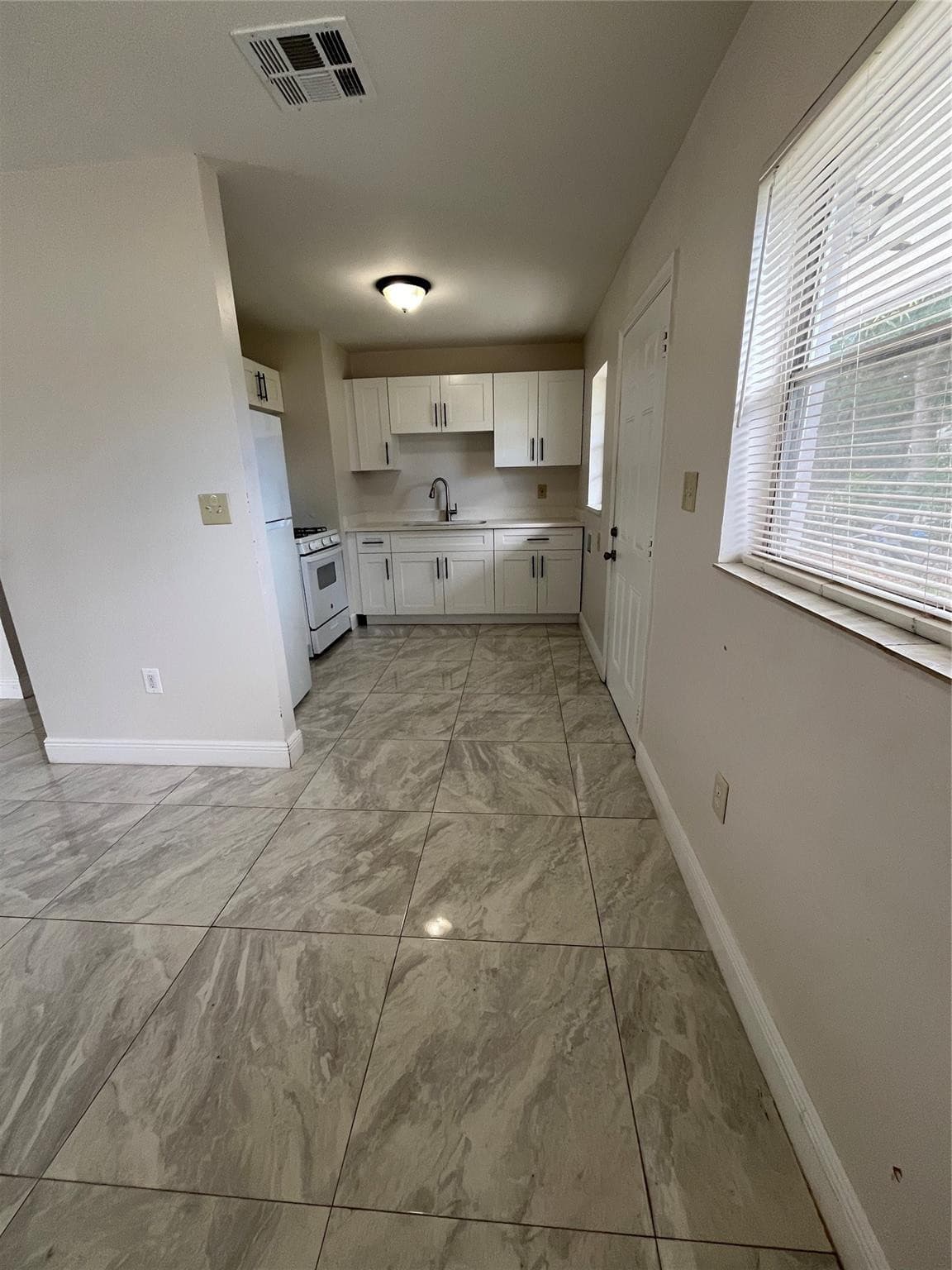 1414 Edgewood Terrace, Fort Pierce, FL 34950 — photo 9 of 16