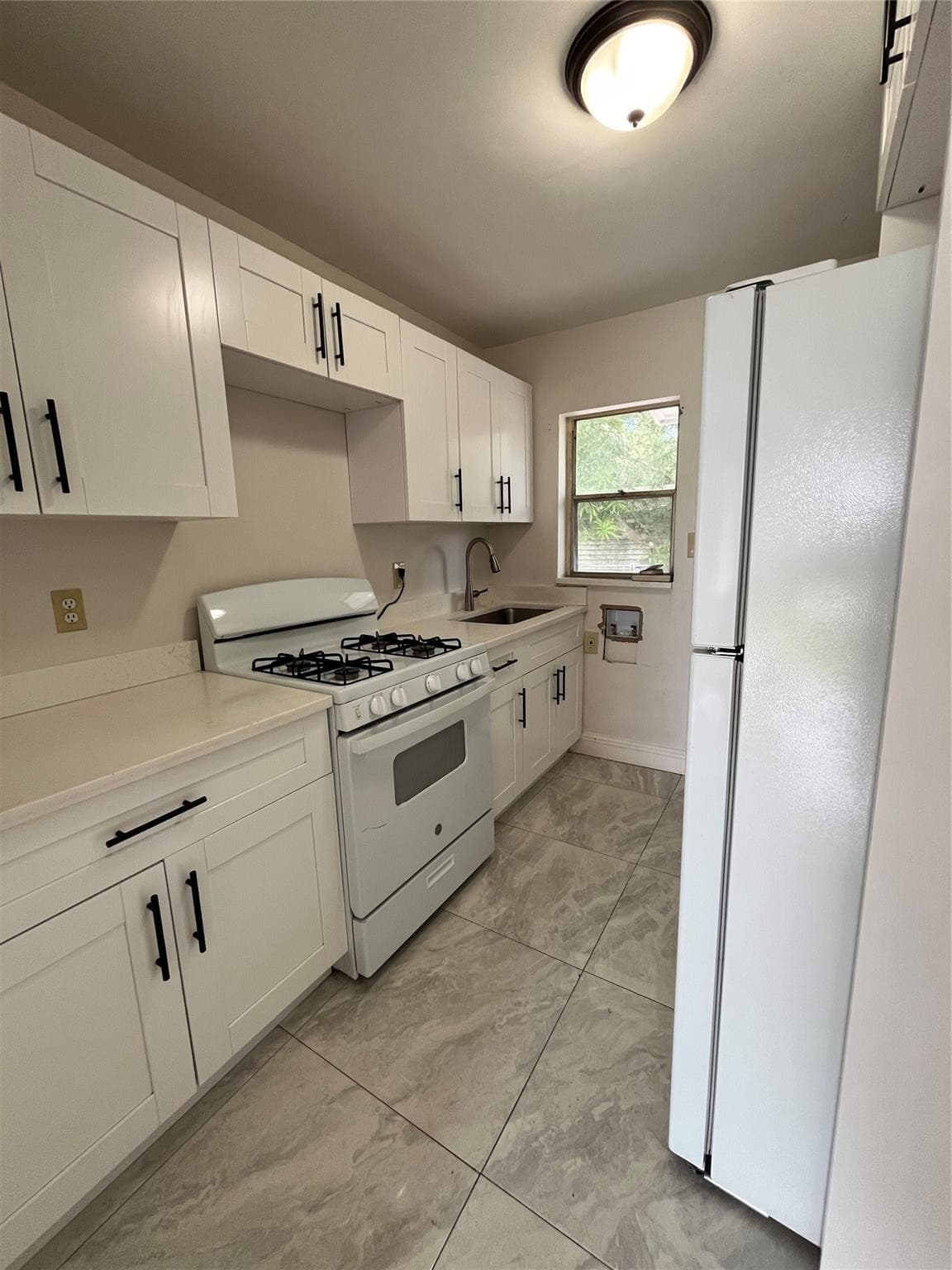 1414 Edgewood Terrace, Fort Pierce, FL 34950 — photo 12 of 16