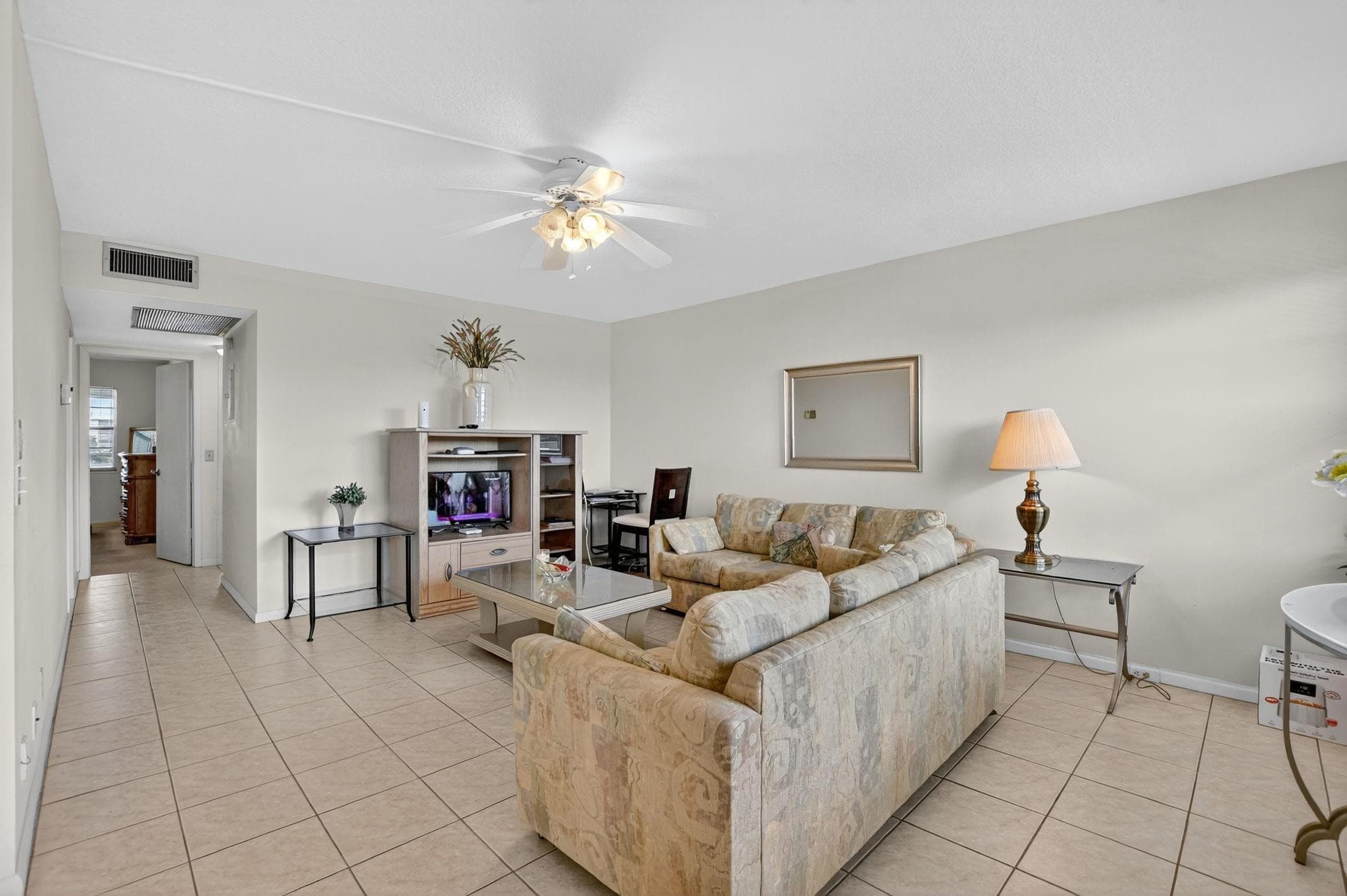 3025 Guildford B 3025, Boca Raton, FL 33434 — photo 6 of 67