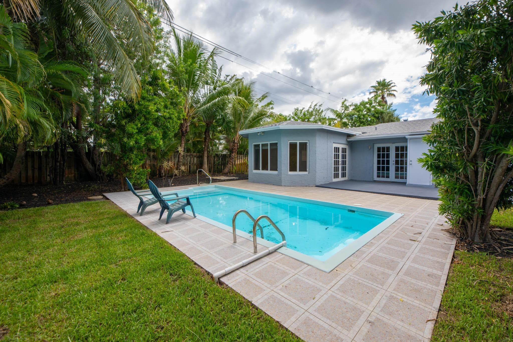 4500 NE 15th Avenue, Oakland Park, FL 33334 — photo 3 of 49