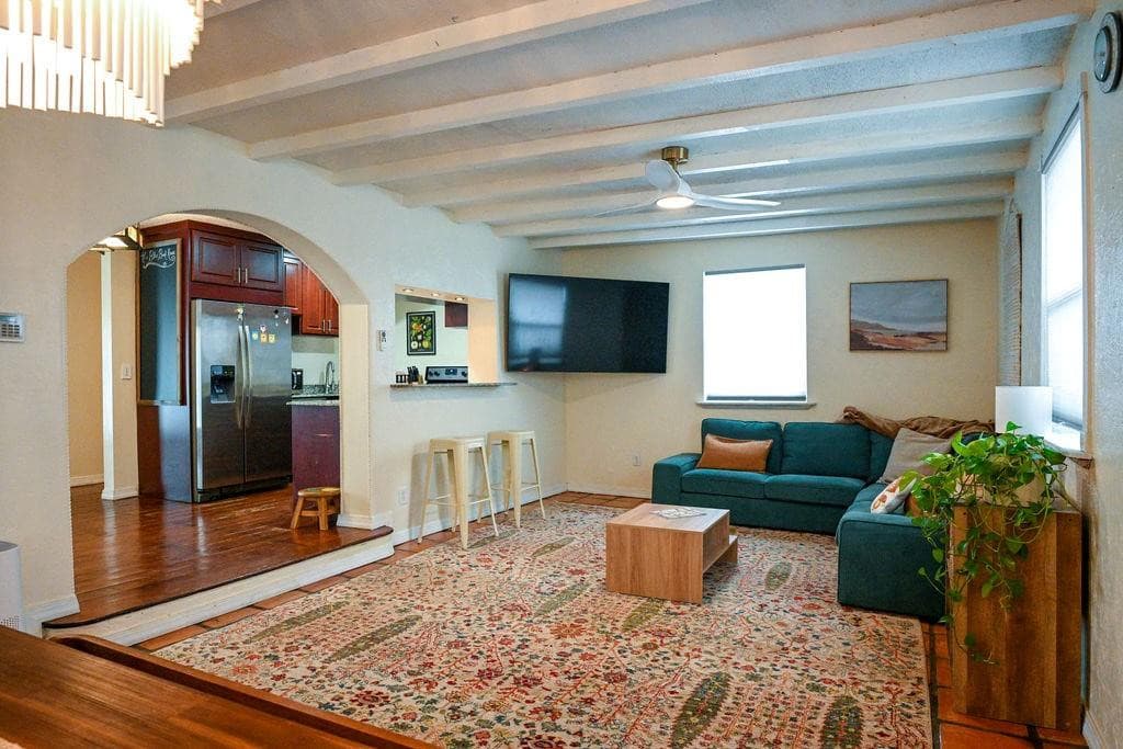 248 NE 41st Street, Deerfield Beach, FL 33064 — photo 4 of 20