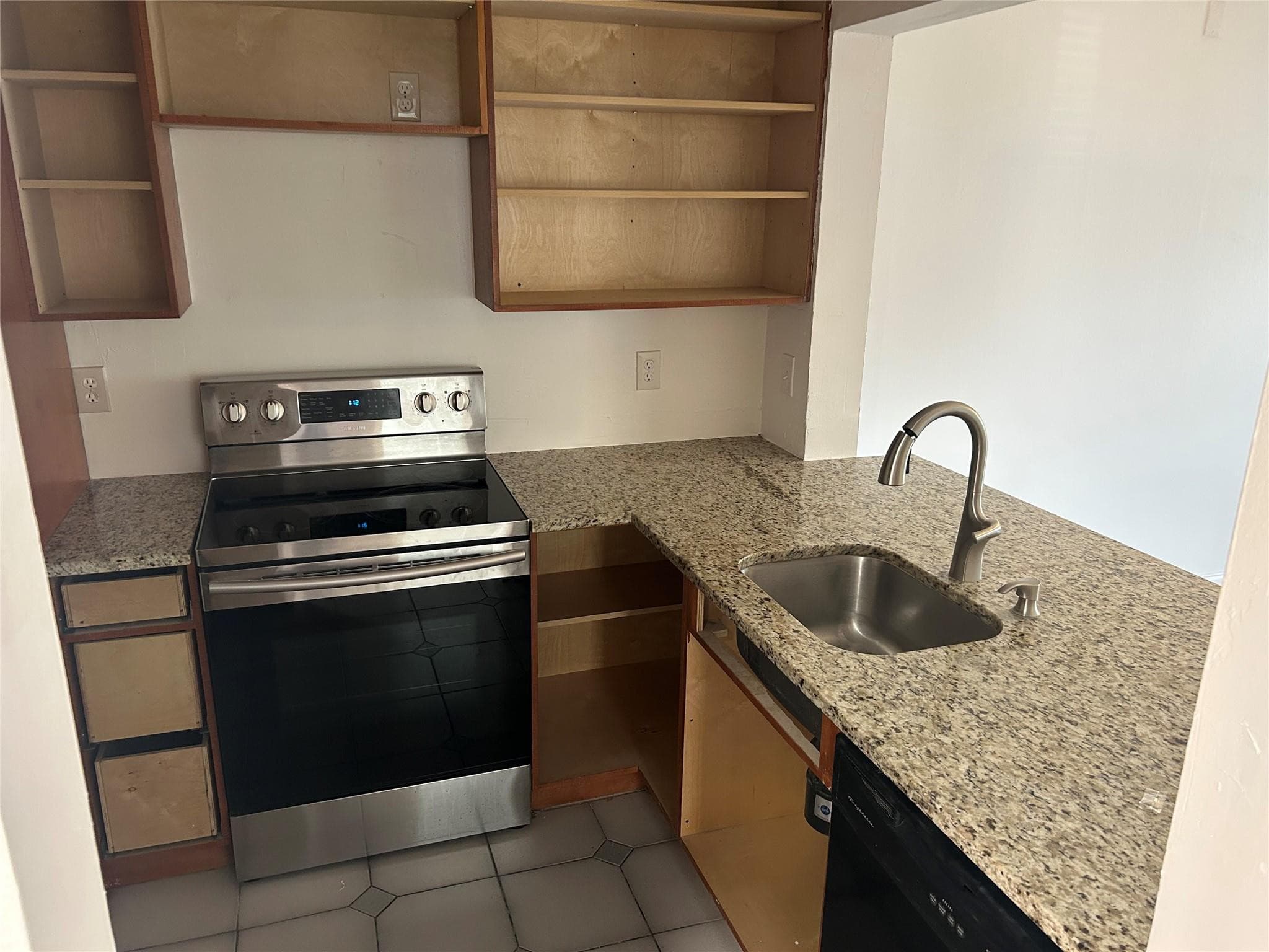 871 NE 207th Terrace 102, Miami, FL 33179 — photo 19 of 21