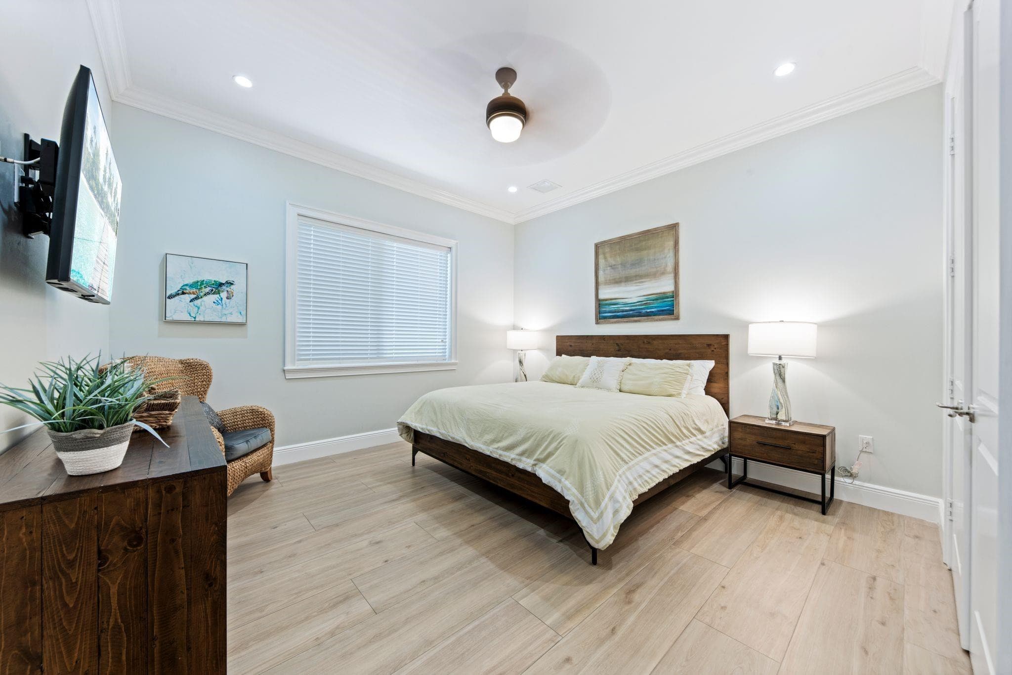 3029 N Atlantic Boulevard, Fort Lauderdale, FL 33308 — photo 15 of 33