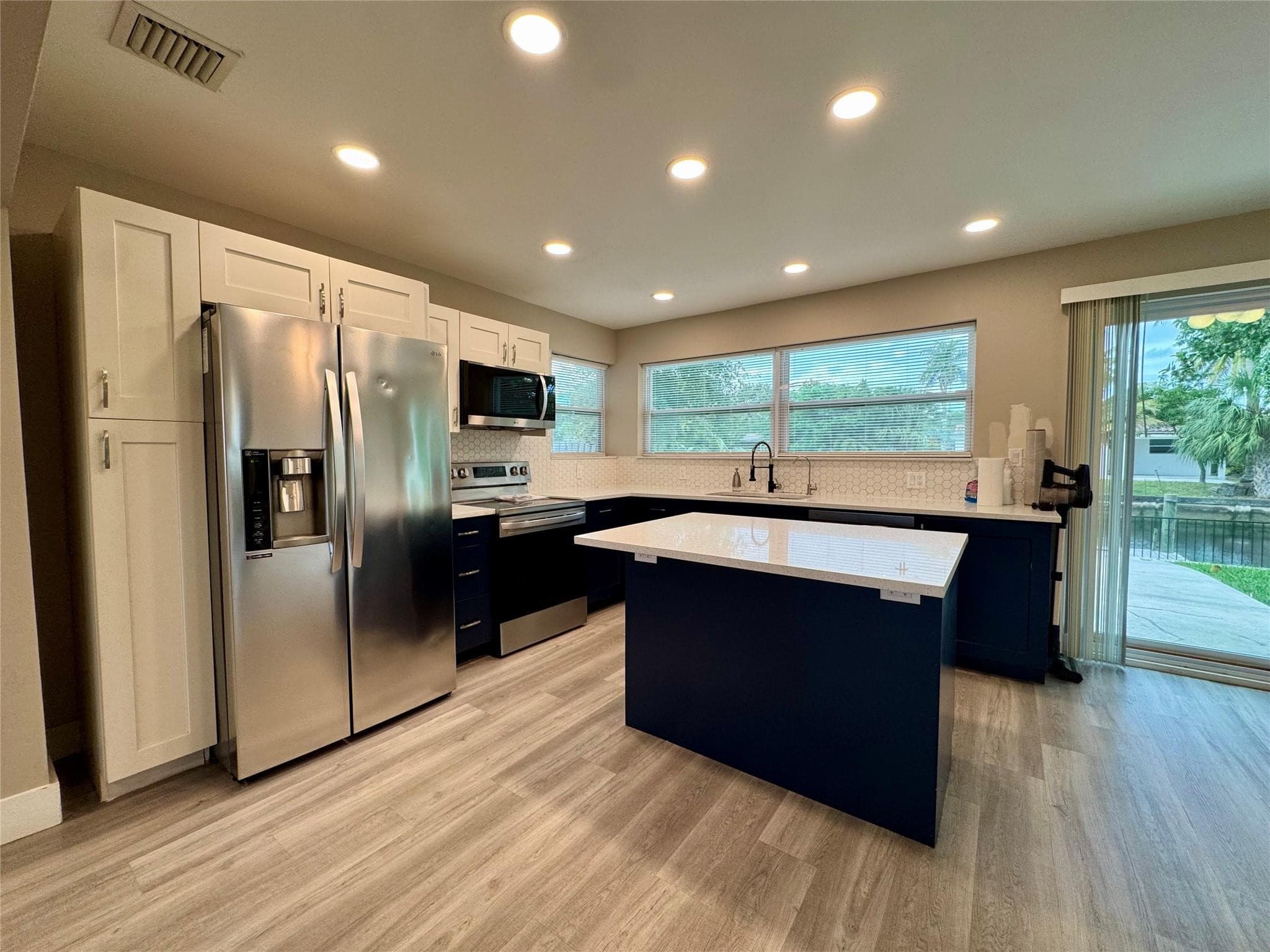 1871 NW 31st Court, Fort Lauderdale, FL 33309 — photo 11 of 36