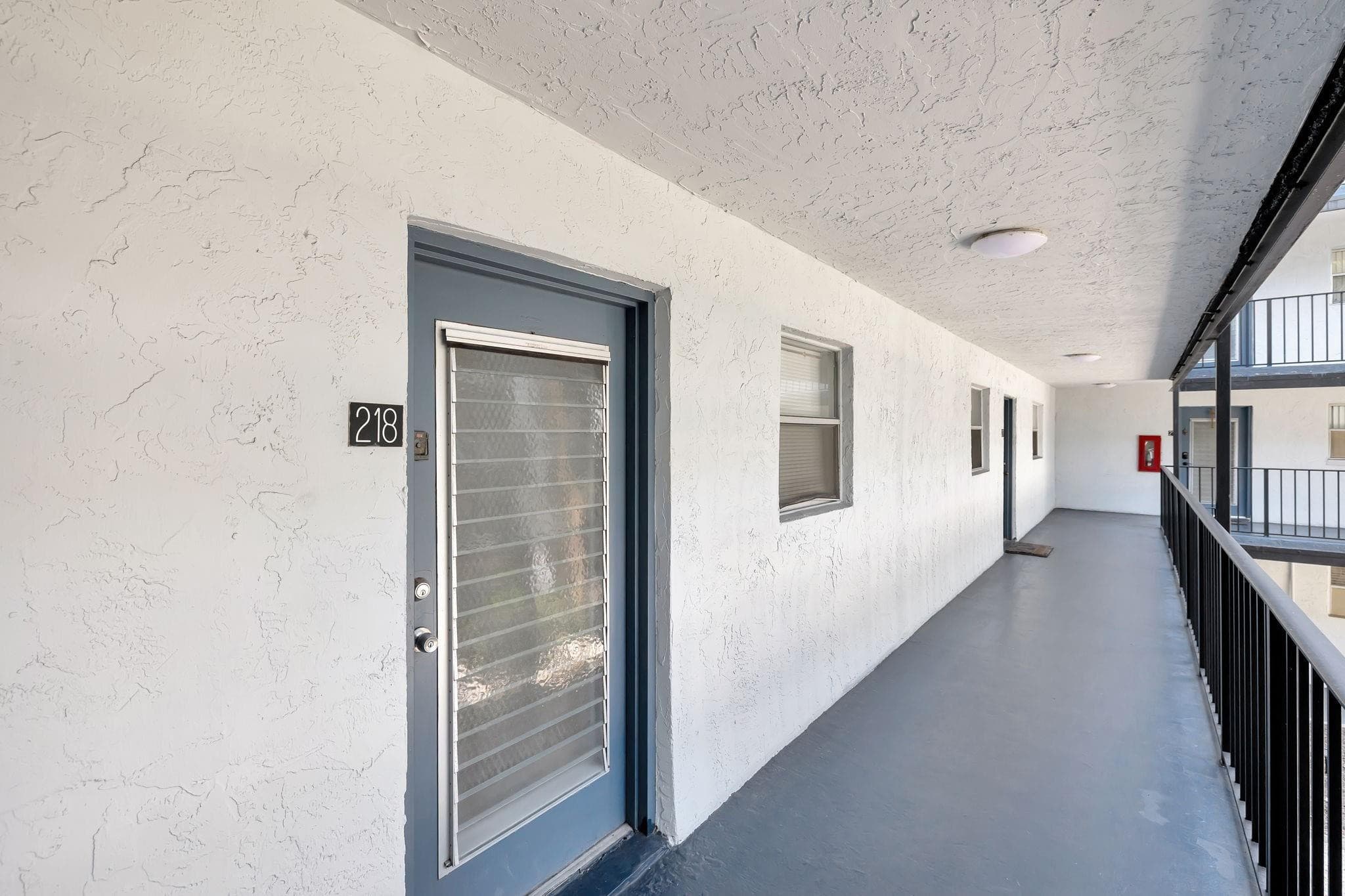 2800 Somerset Drive 218j, Lauderdale Lakes, FL 33311 — photo 5 of 29