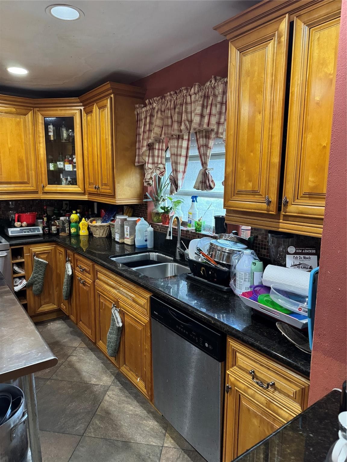 936 W Tropical Way, Plantation, FL 33317 — photo 13 of 40